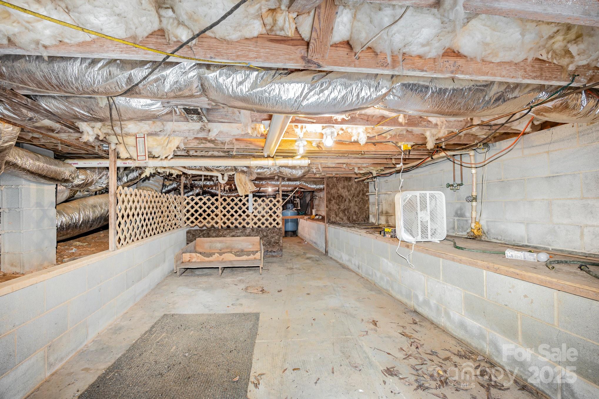 240 Partridge Run Property Photo 18