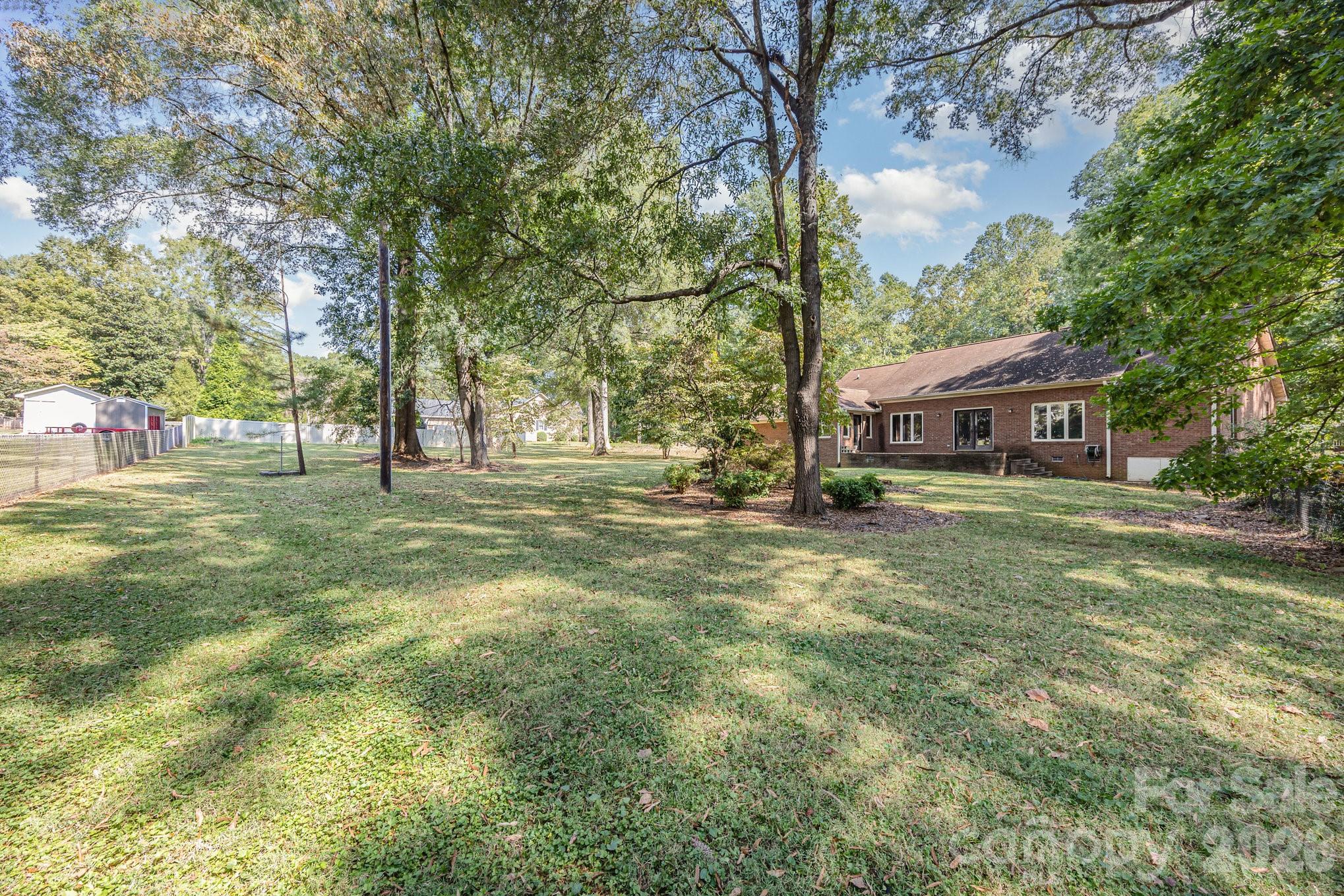 240 Partridge Run Property Photo 19