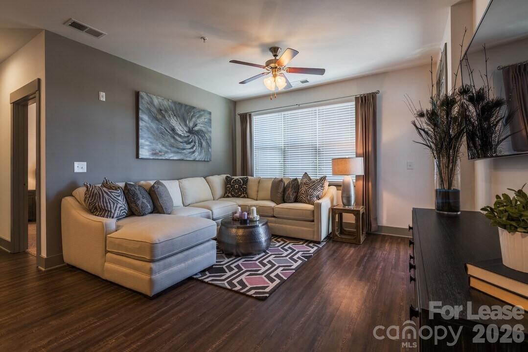 1021 Glenn Valley Lane 2a-r Property Photo 16