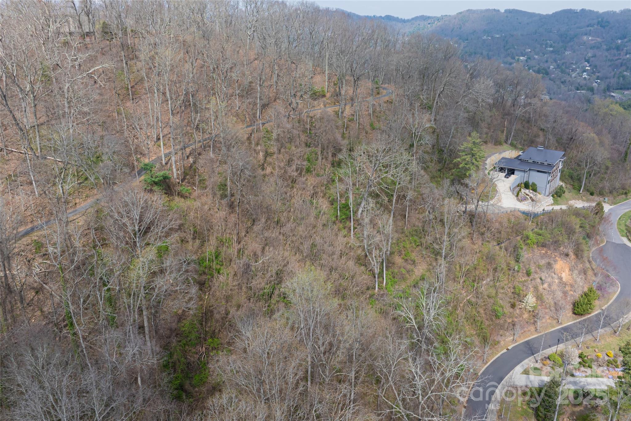 12 Grovepoint Way Property Photo 10