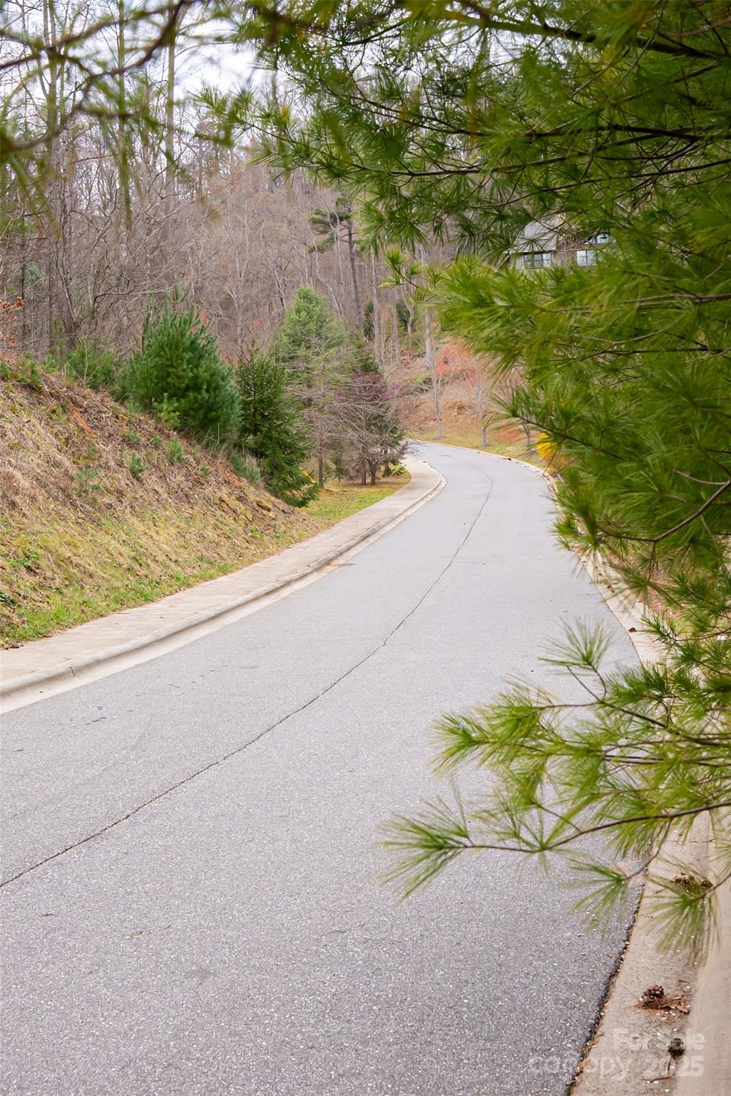 12 Grovepoint Way Property Photo 20