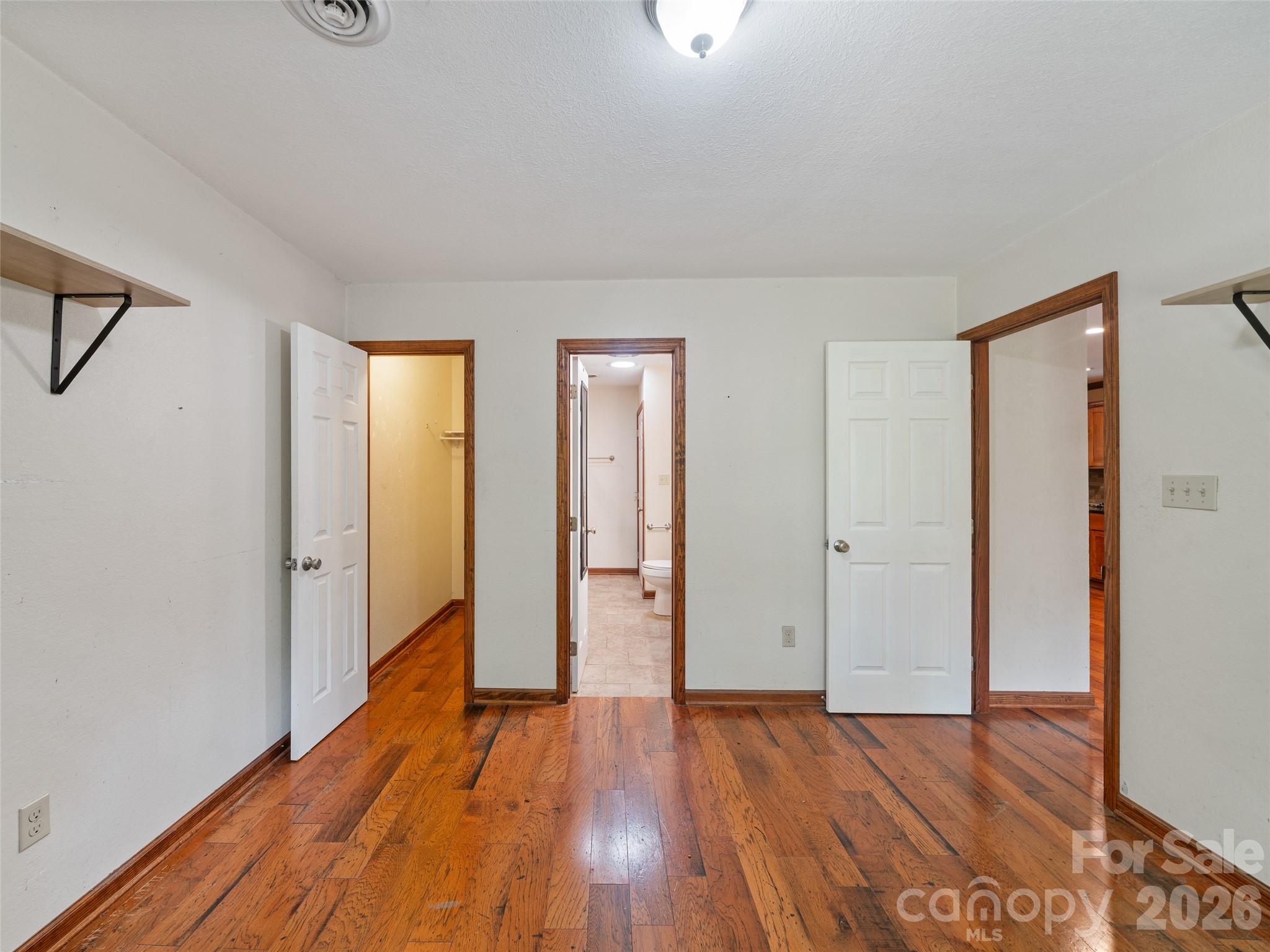 158 Dover Lane Property Photo 10