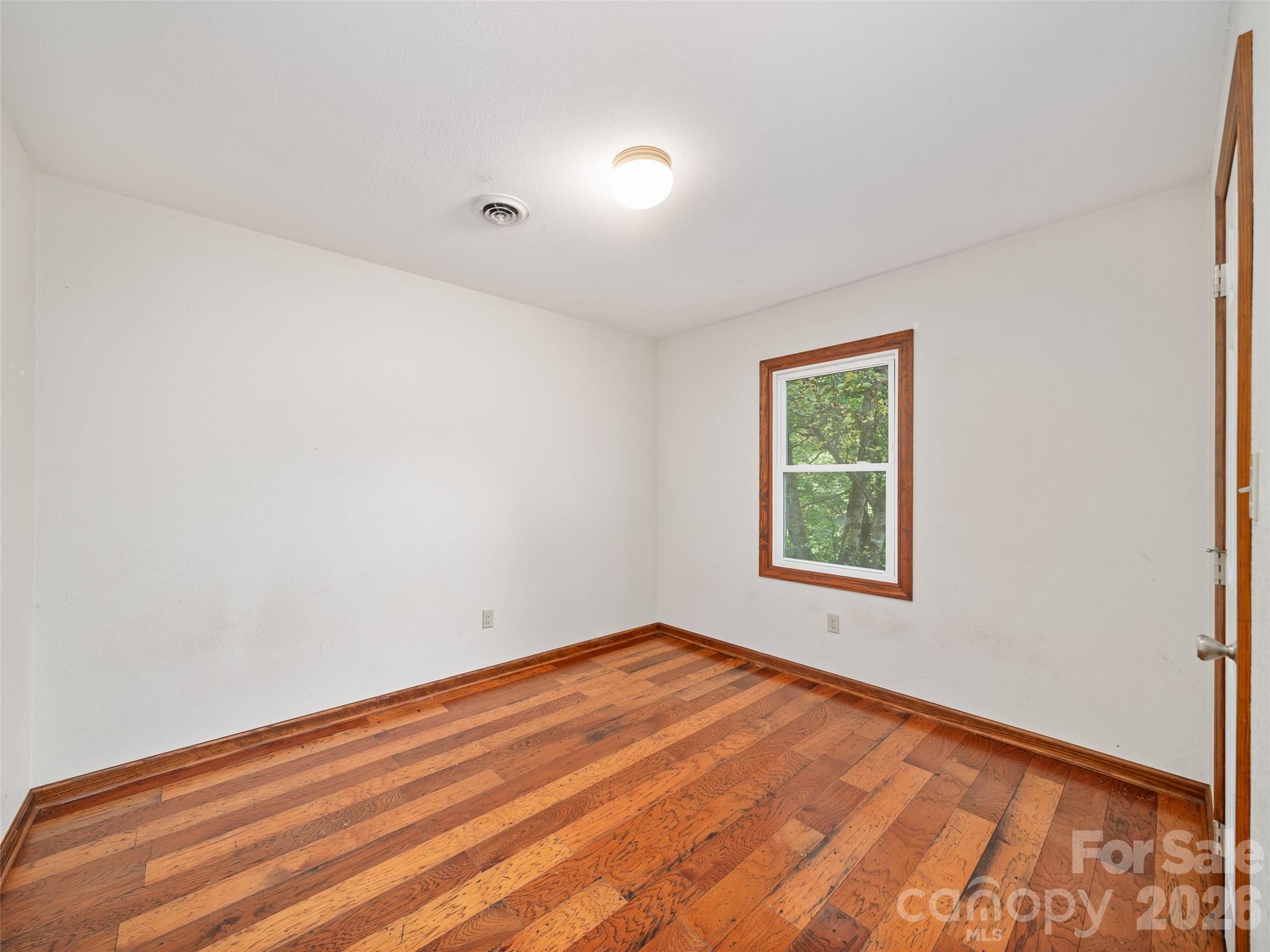 158 Dover Lane Property Photo 13