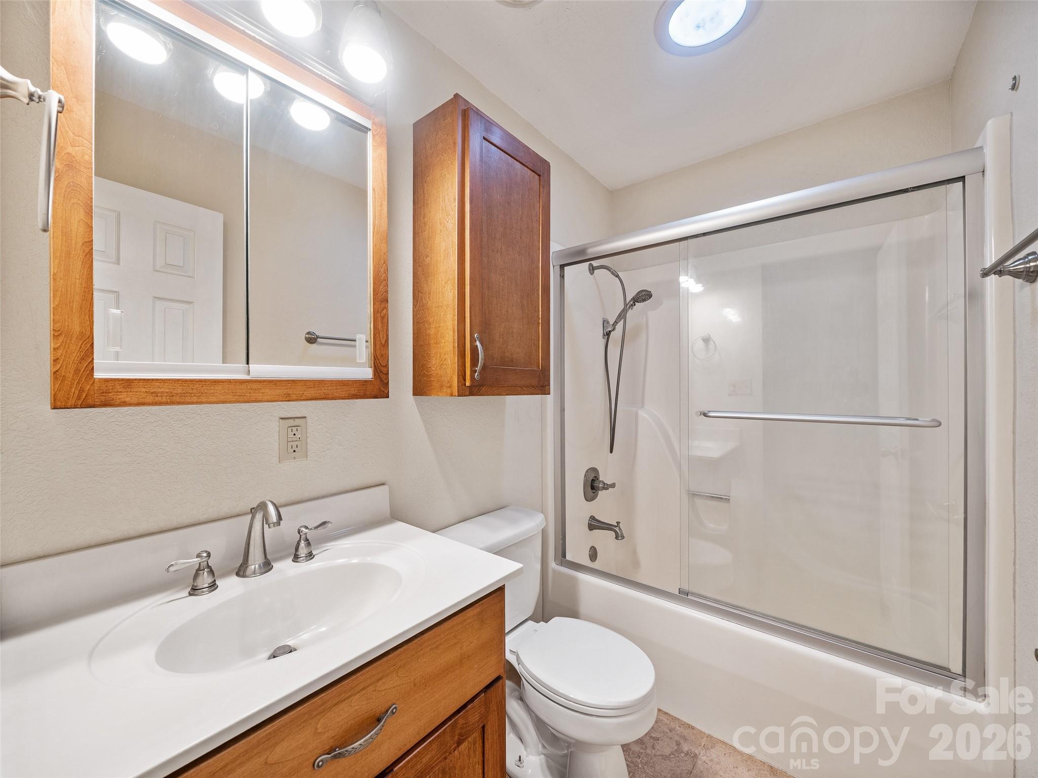 158 Dover Lane Property Photo 14