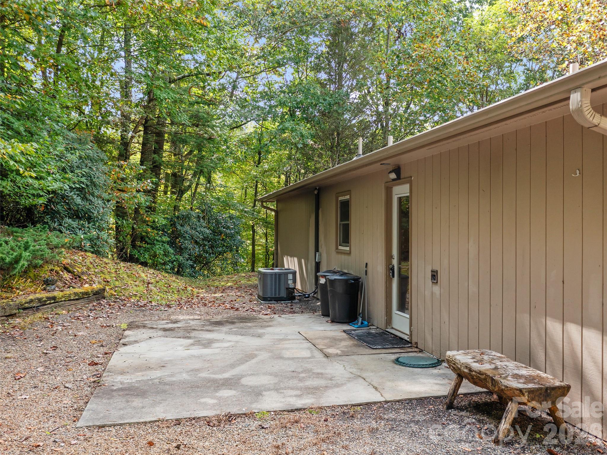 158 Dover Lane Property Photo 16
