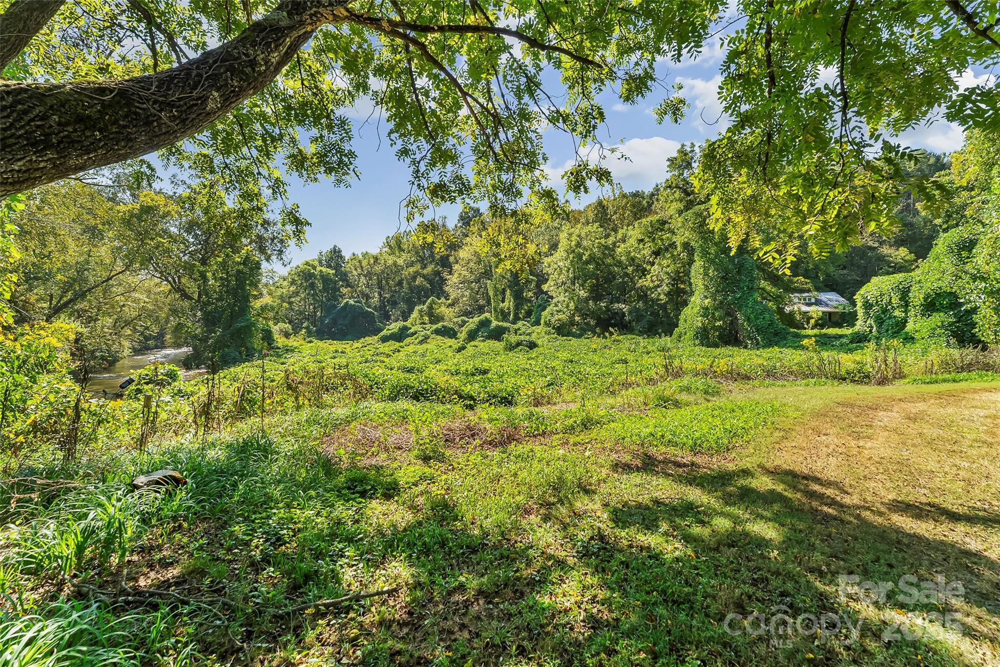 719 & 899 Mchone Drive Property Photo 4