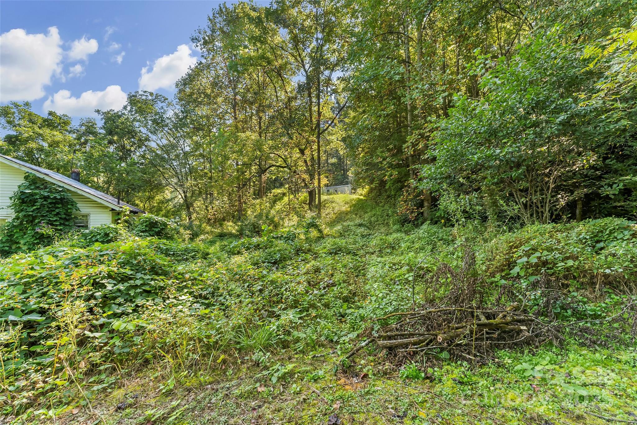719 & 899 Mchone Drive Property Photo 16