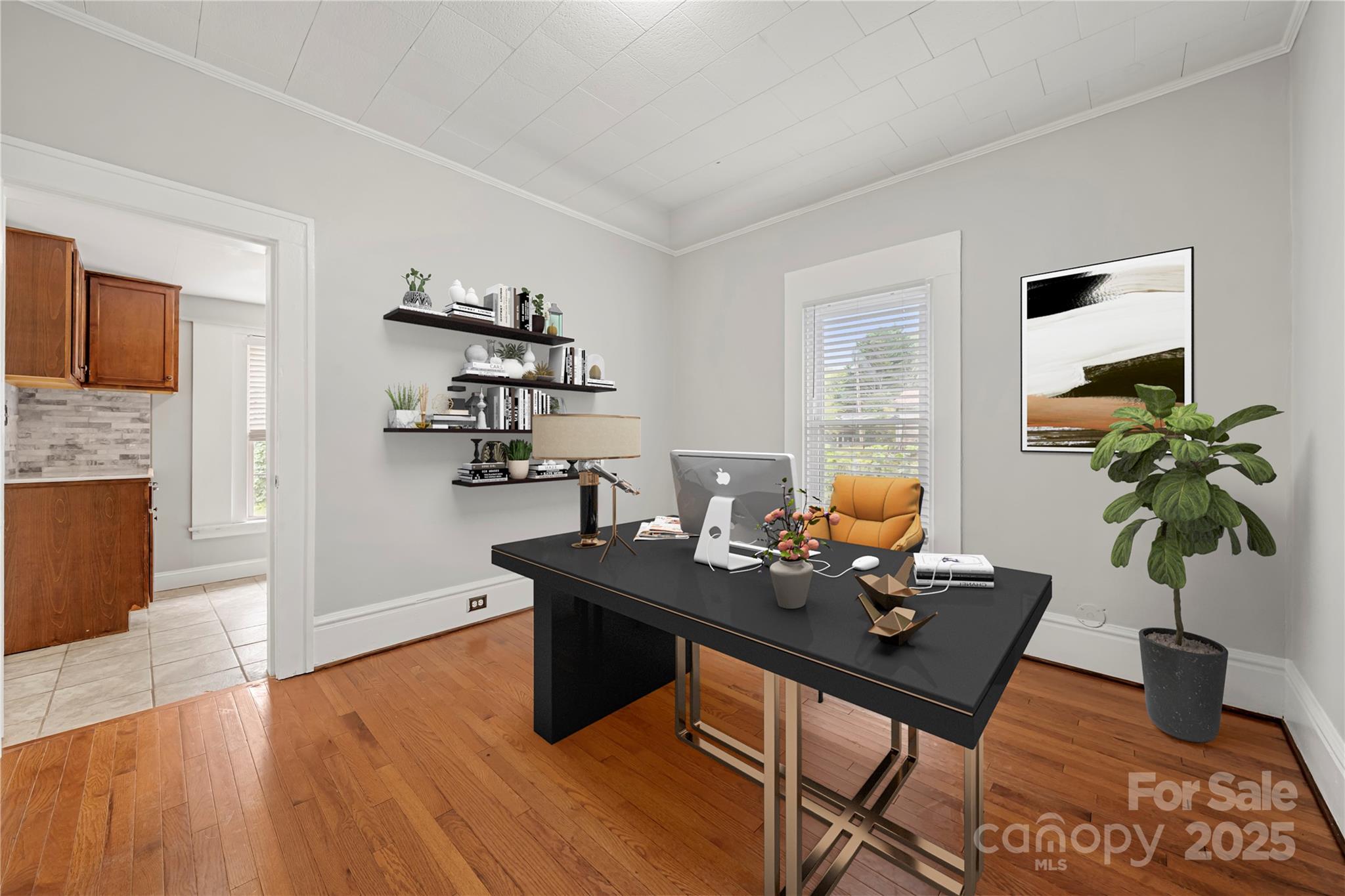 215 W D Street Property Photo 18