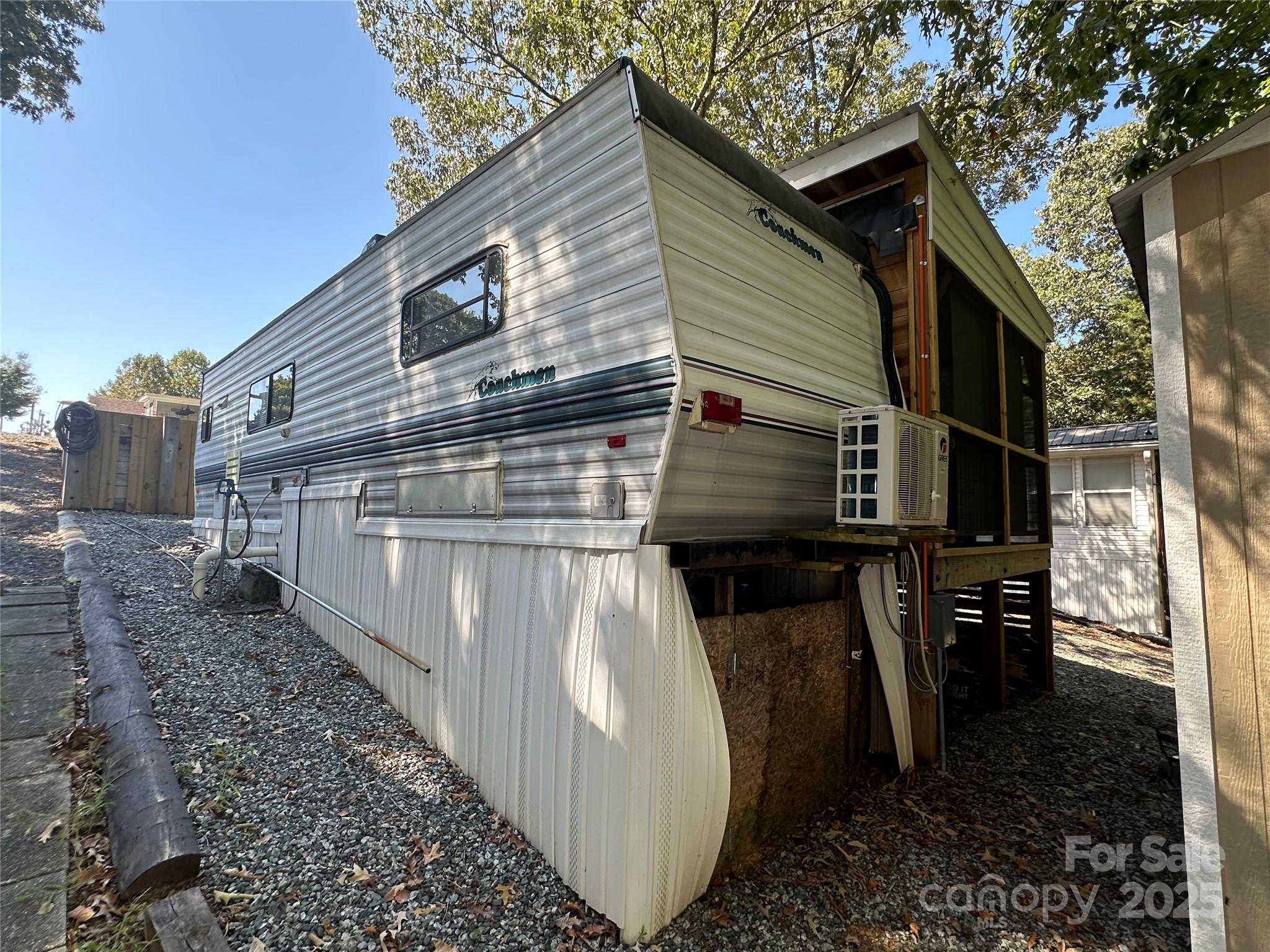 110 Meadowview Circle Property Photo 28