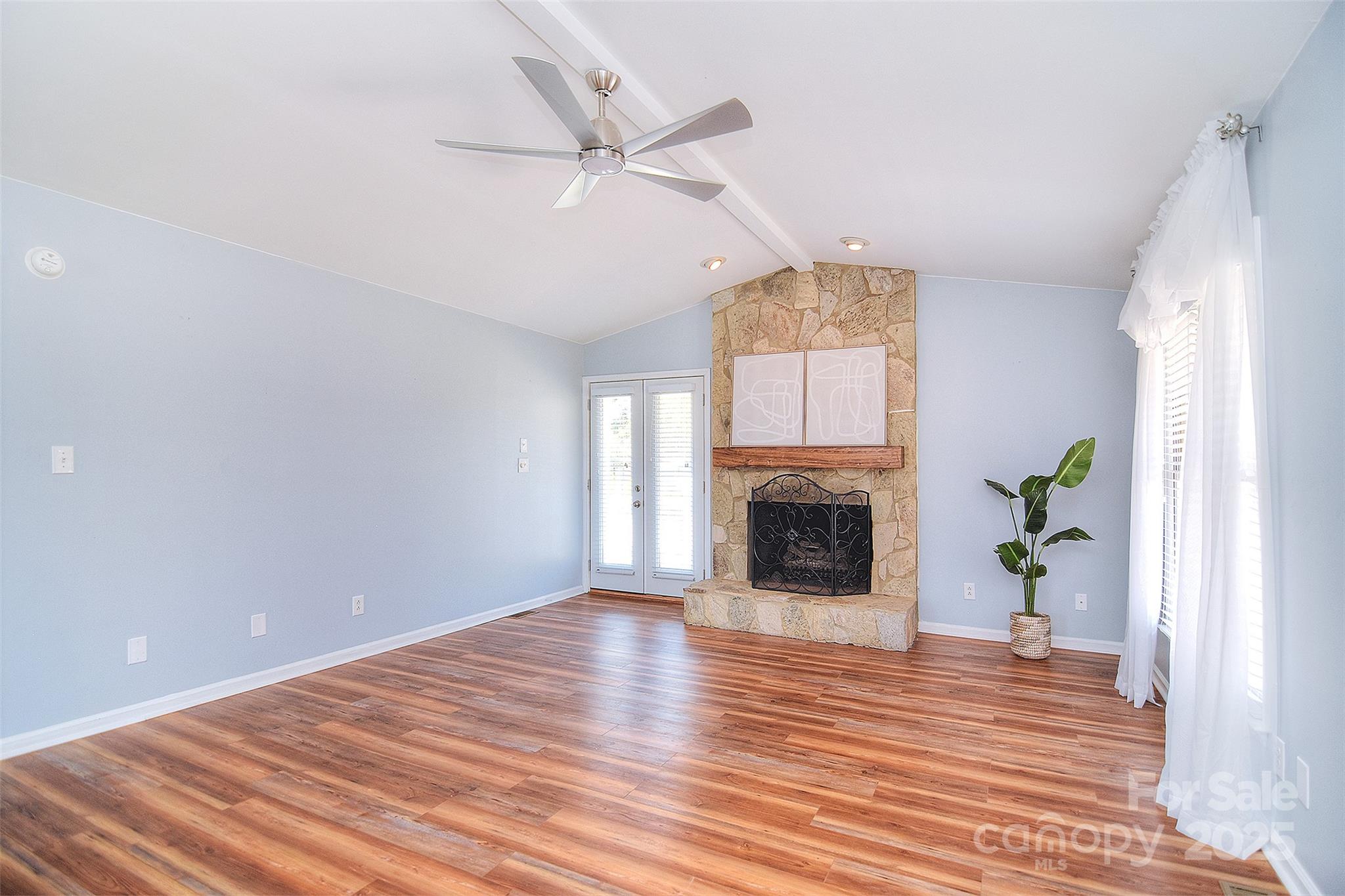 2506 Foxworth Drive Property Photo 6