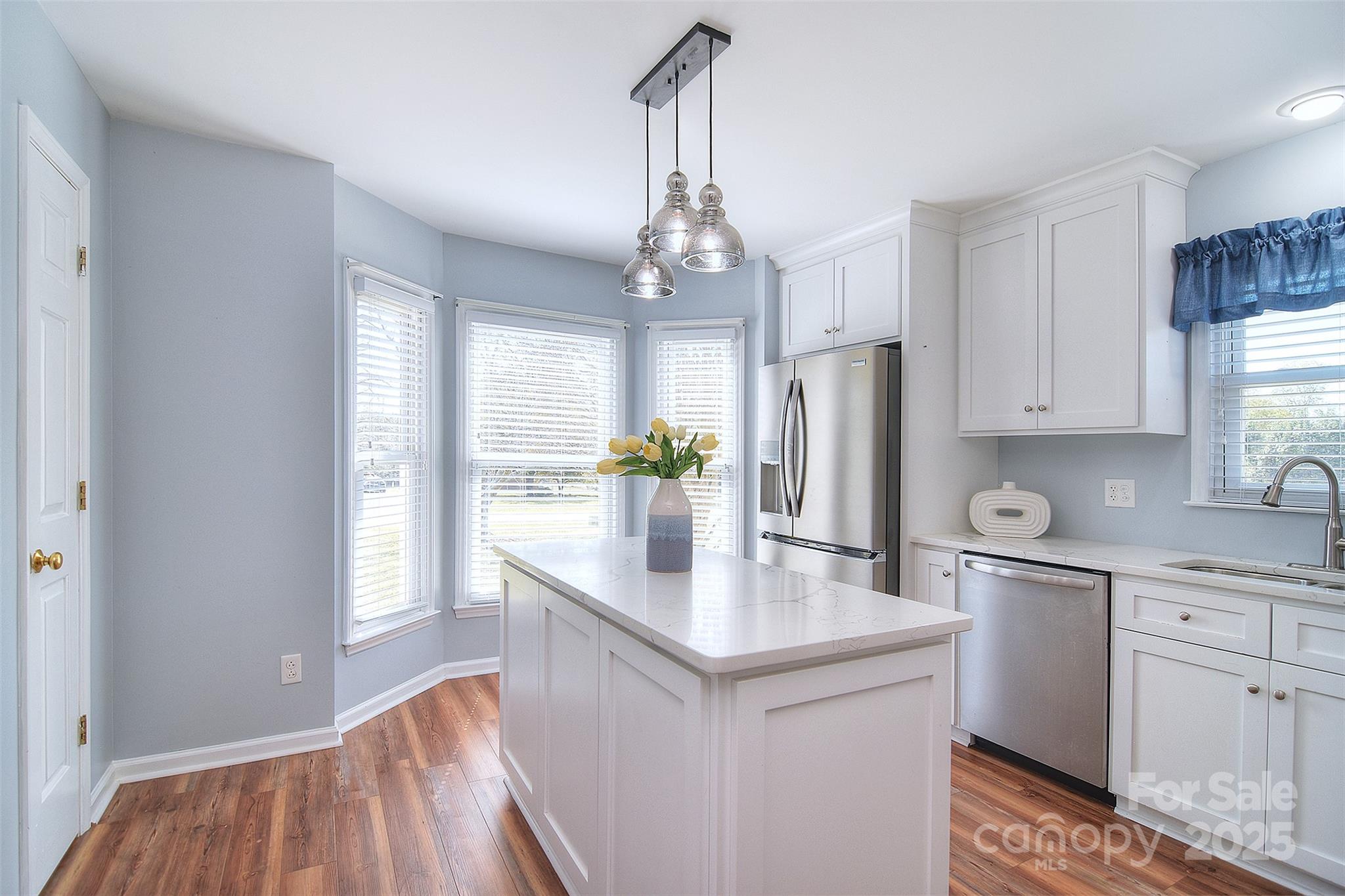 2506 Foxworth Drive Property Photo 10