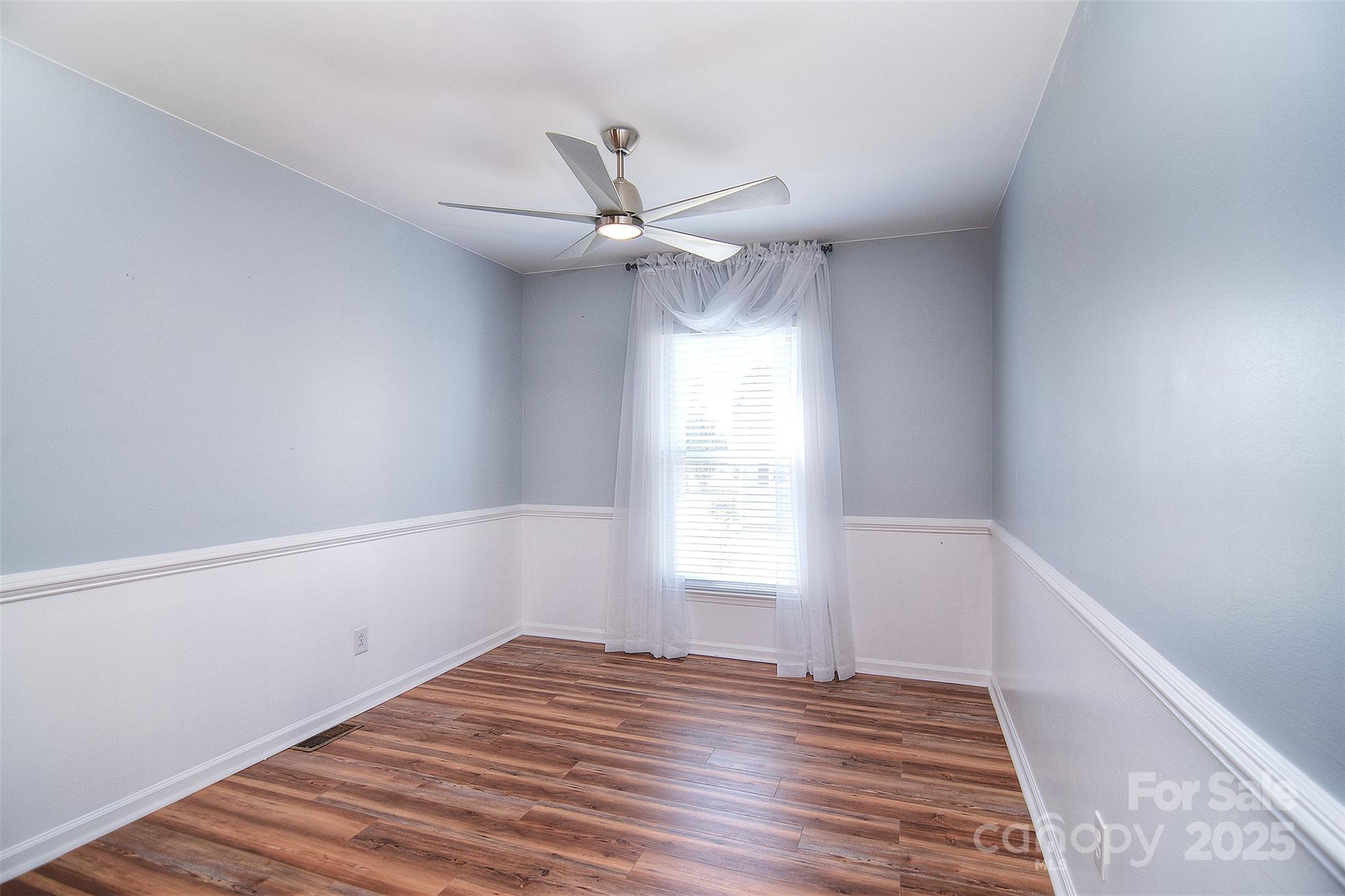 2506 Foxworth Drive Property Photo 16