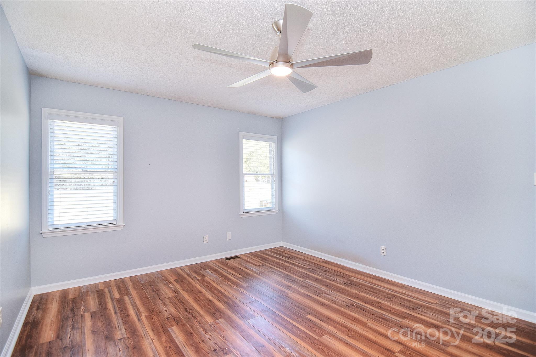 2506 Foxworth Drive Property Photo 24