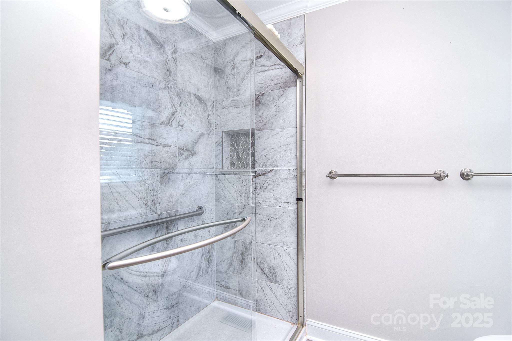 2506 Foxworth Drive Property Photo 27