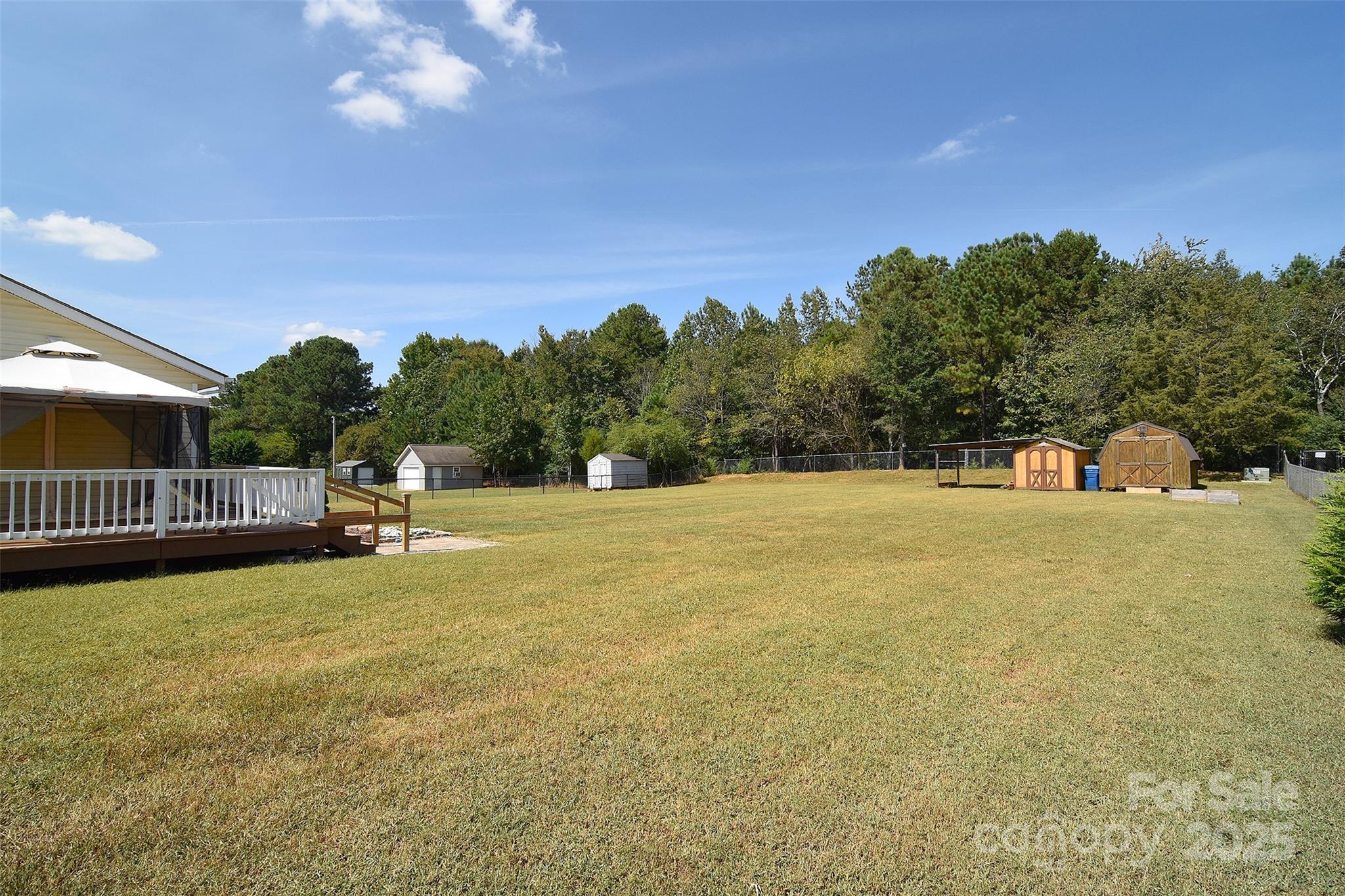 2506 Foxworth Drive Property Photo 35