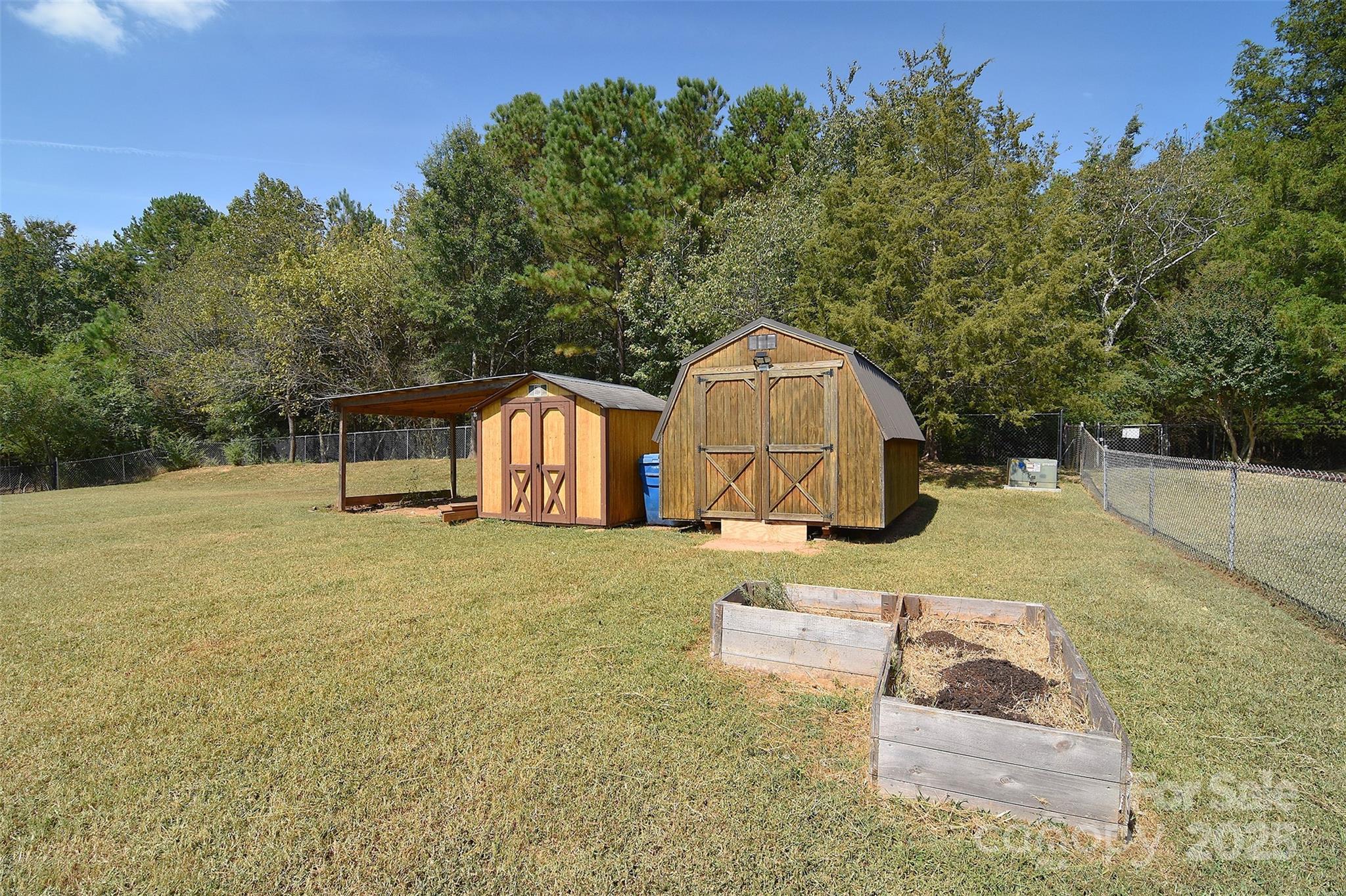 2506 Foxworth Drive Property Photo 36