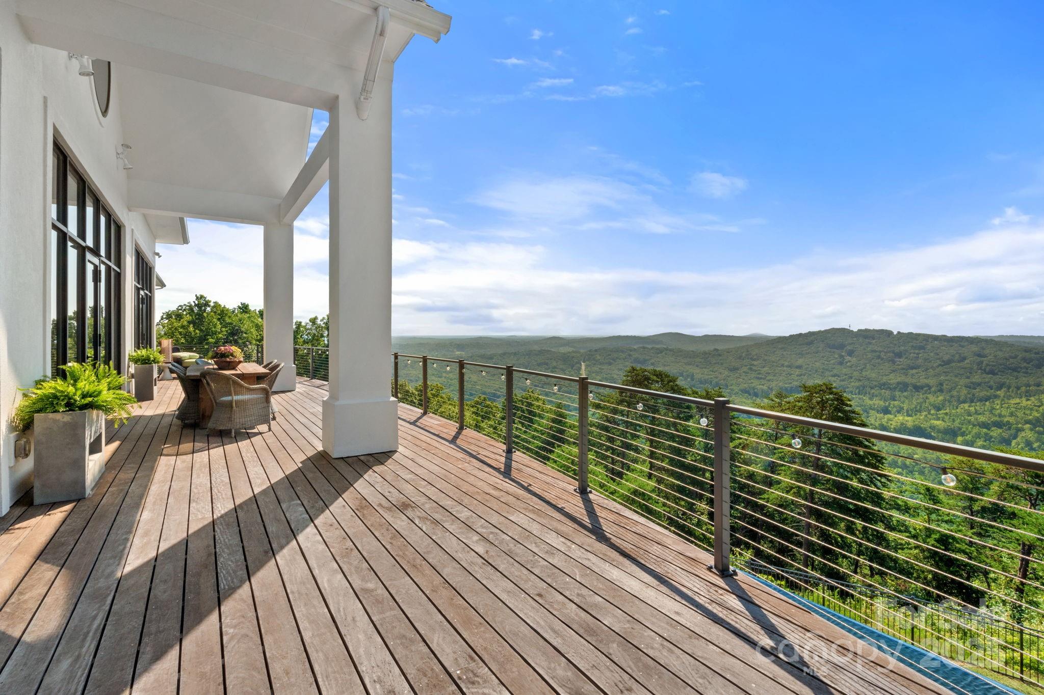 1475 Fawn Drive Property Photo 8