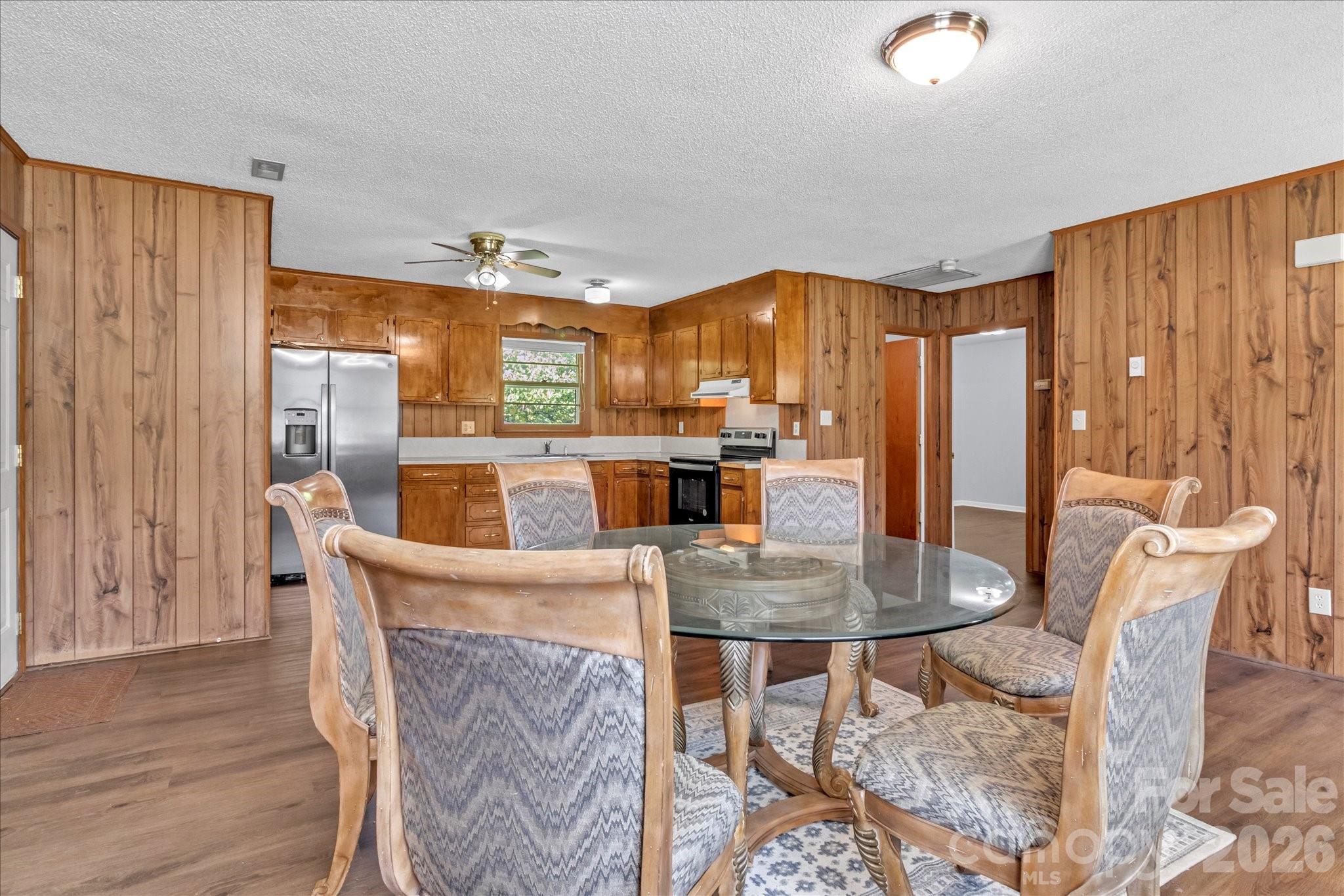 607 Waylen Street Property Photo 10