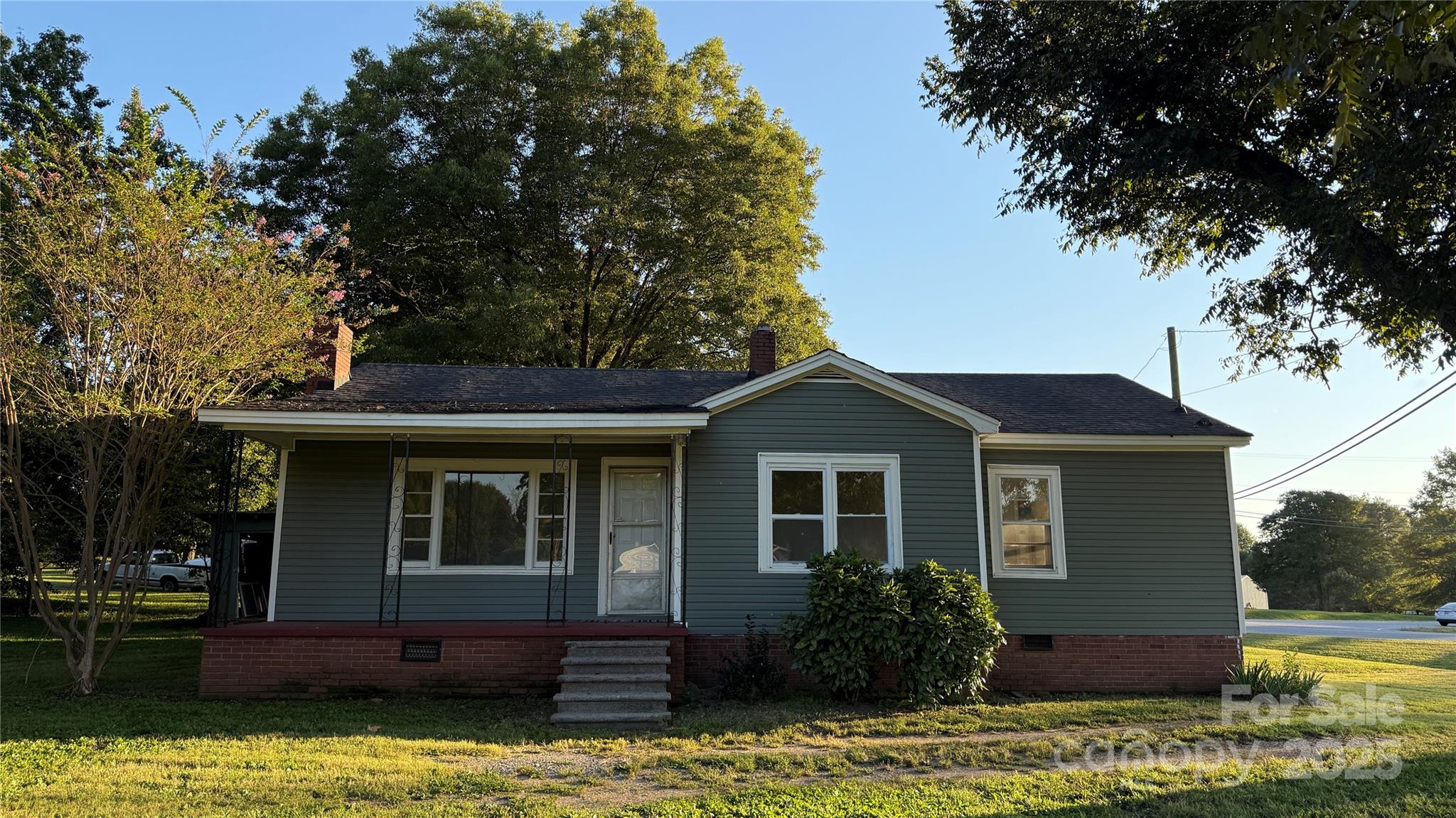 3839 W Dixon Boulevard Property Photo 1
