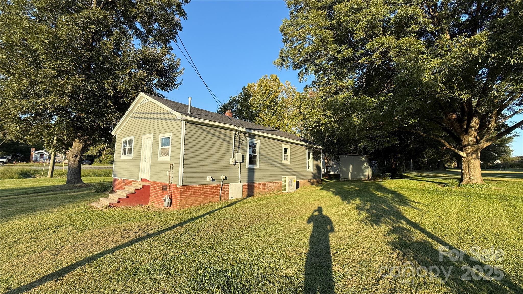 3839 W Dixon Boulevard Property Photo 6