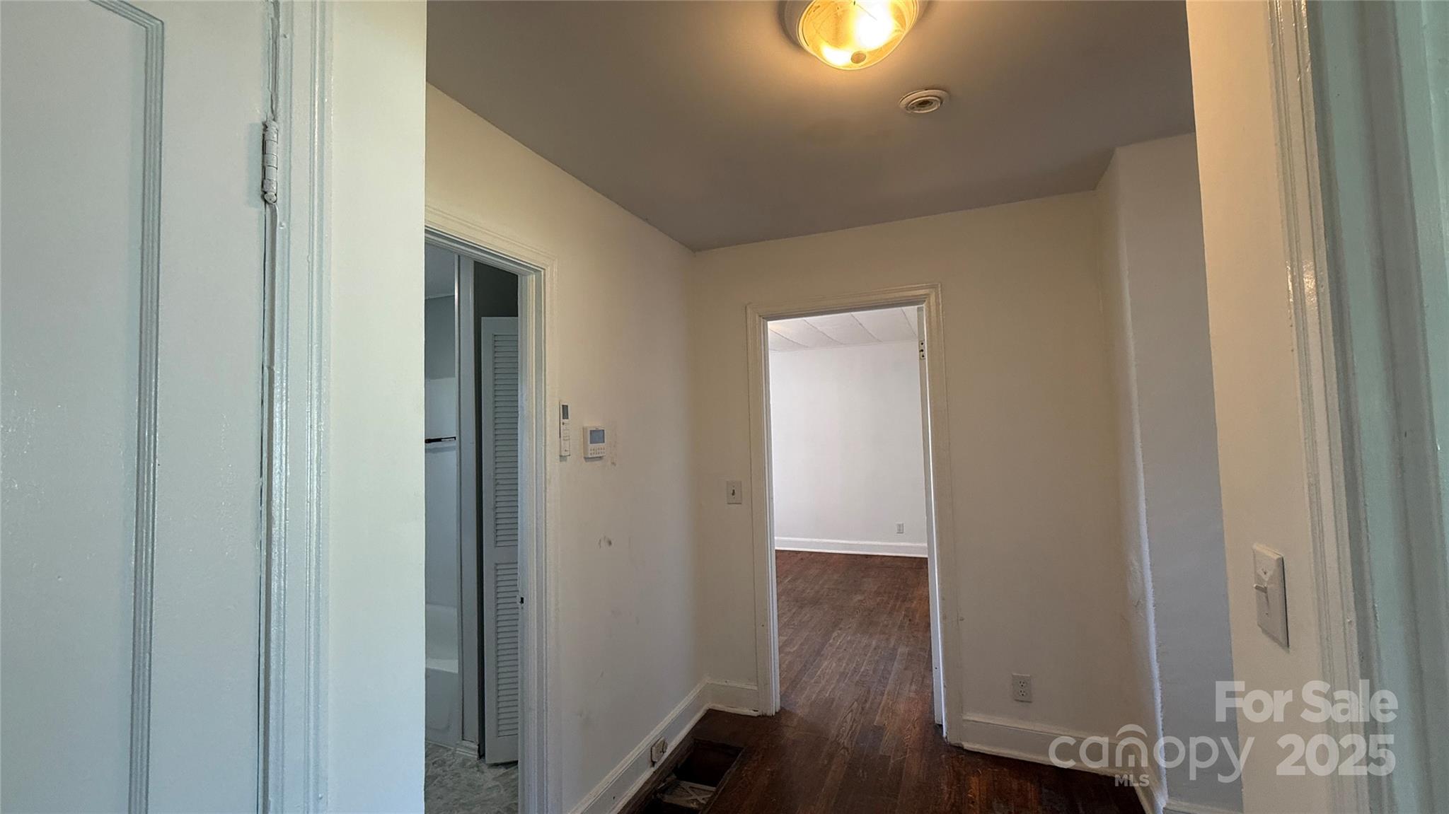 3839 W Dixon Boulevard Property Photo 9