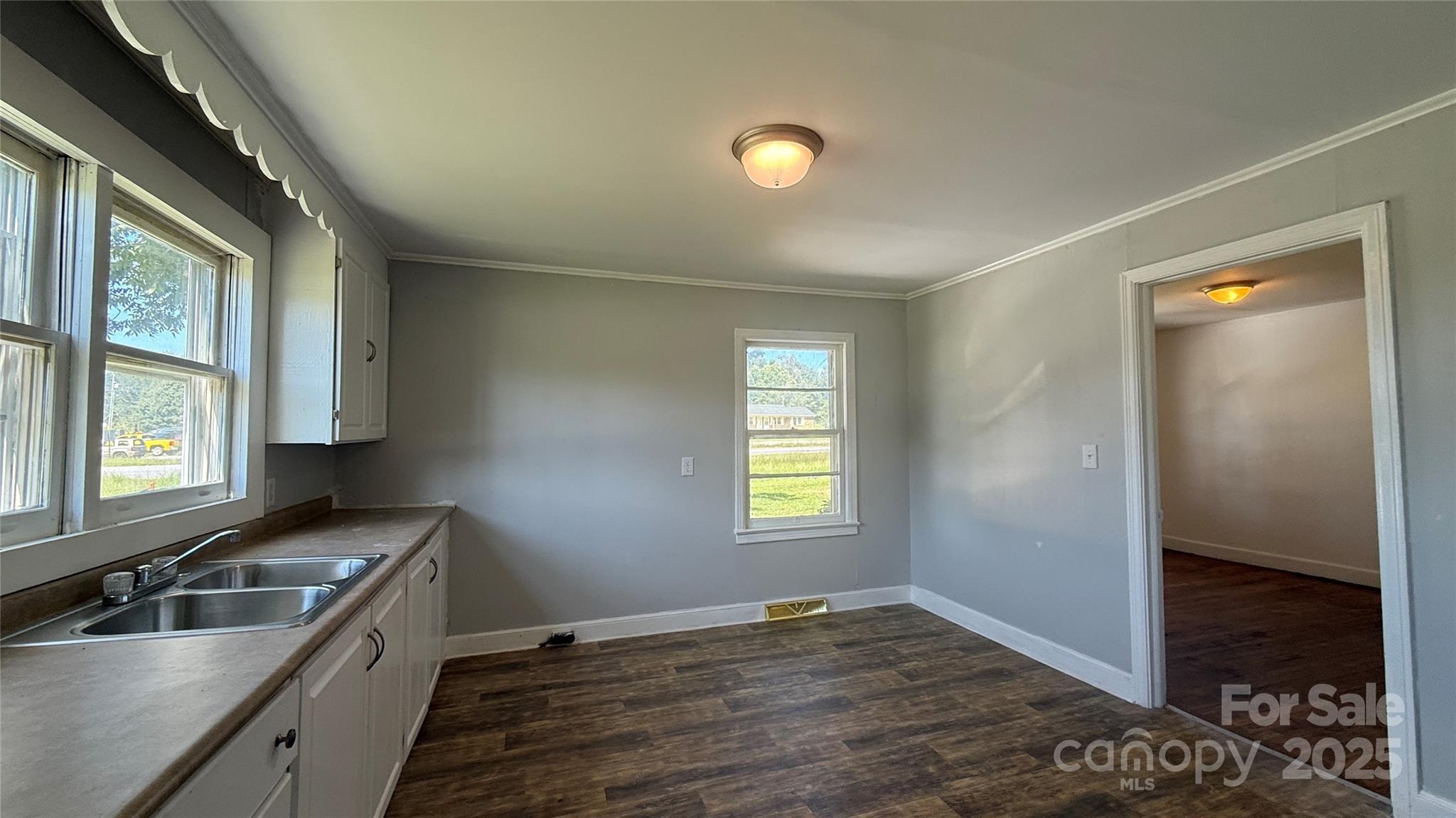 3839 W Dixon Boulevard Property Photo 20