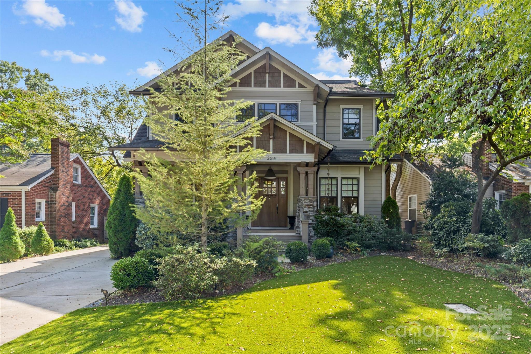 2614 Chesterfield Avenue Property Photo 2