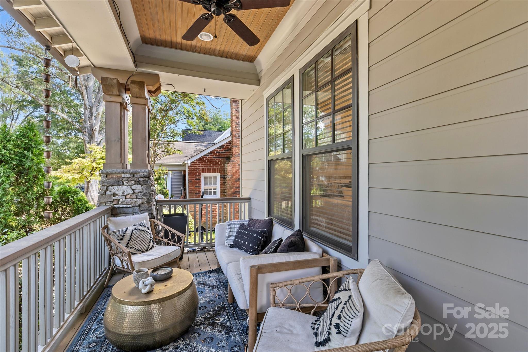 2614 Chesterfield Avenue Property Photo 4