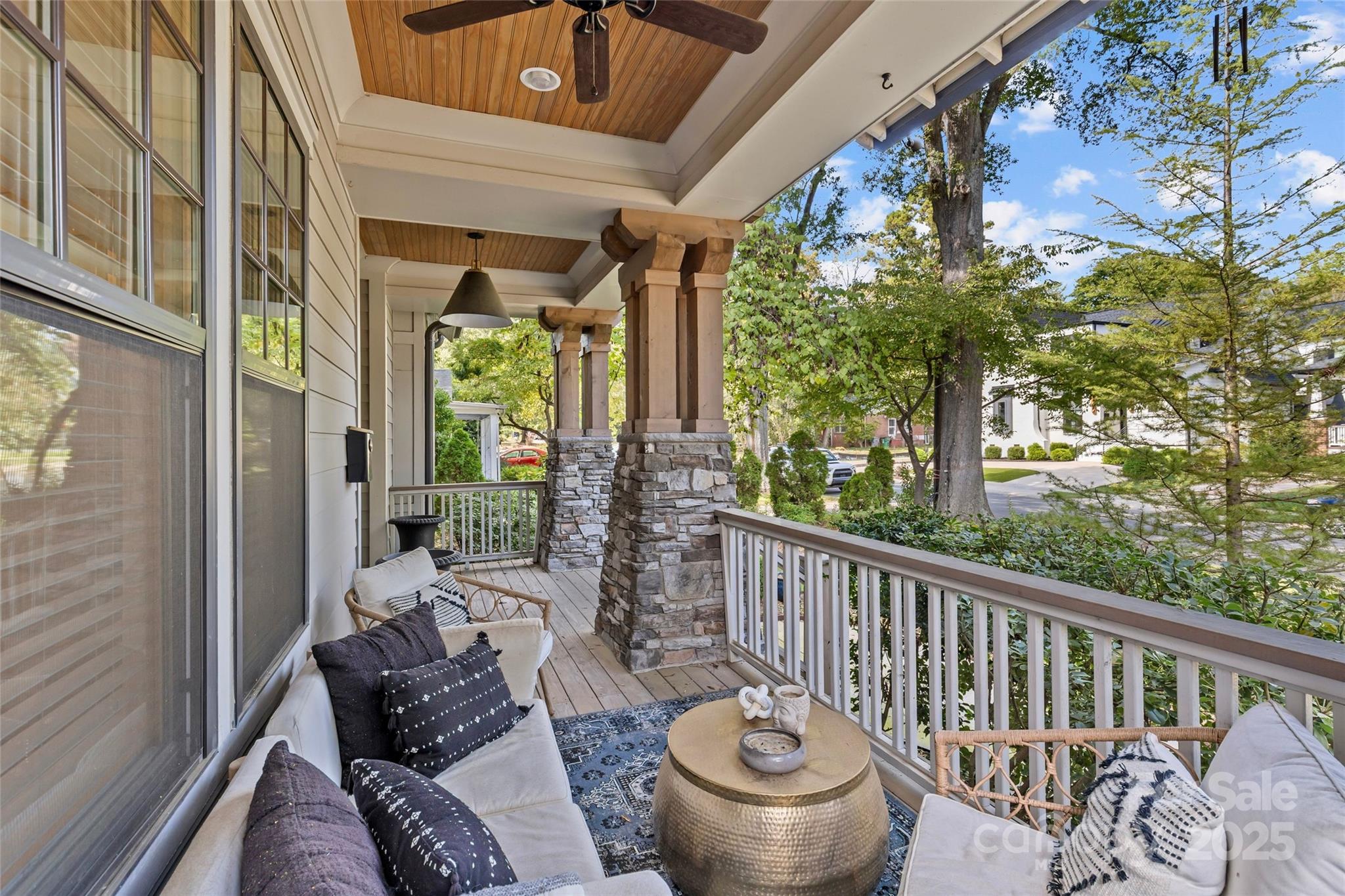 2614 Chesterfield Avenue Property Photo 5