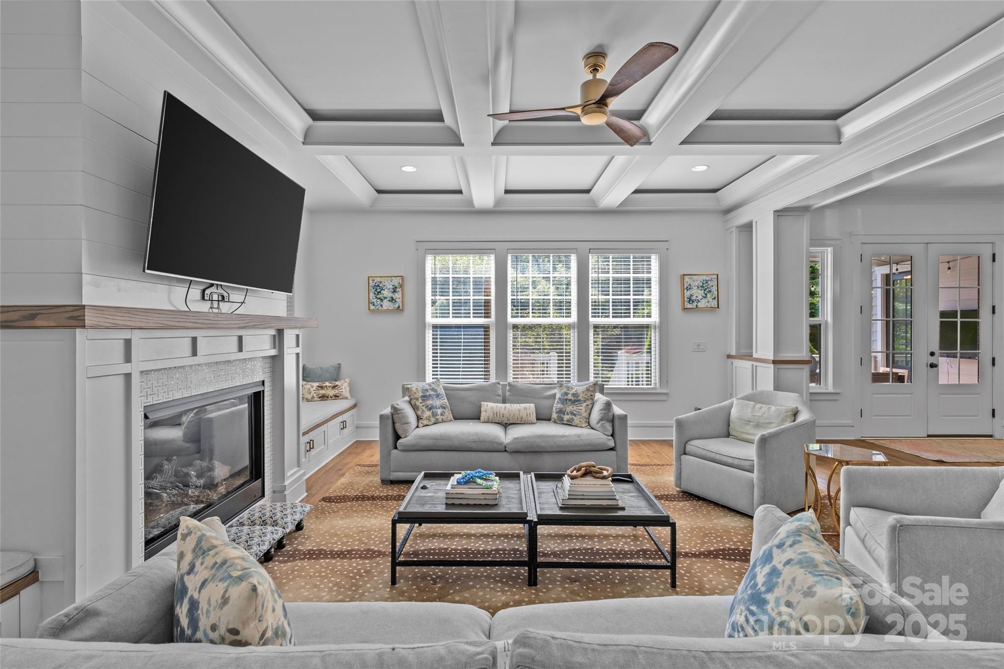 2614 Chesterfield Avenue Property Photo 18