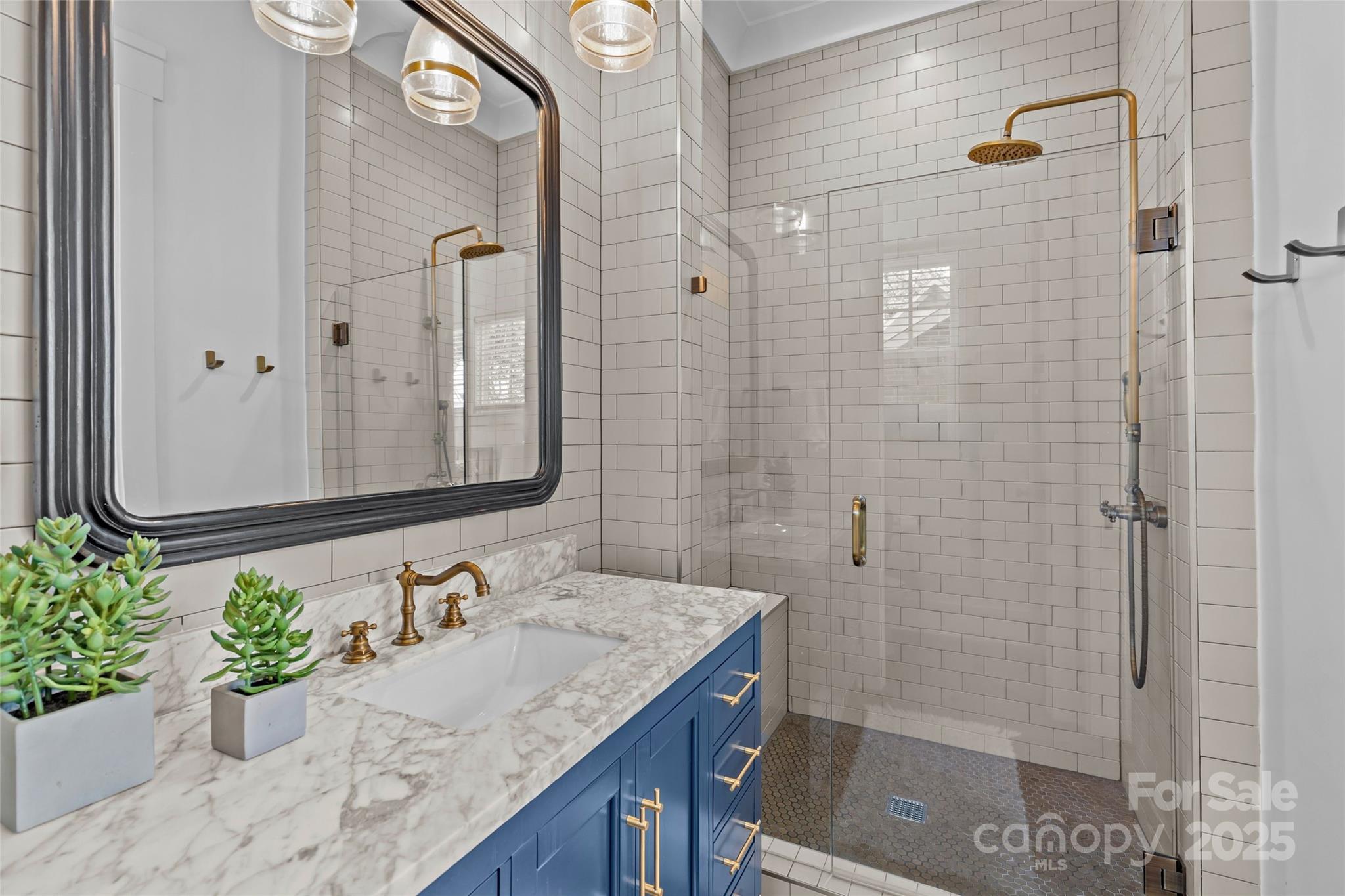 2614 Chesterfield Avenue Property Photo 23