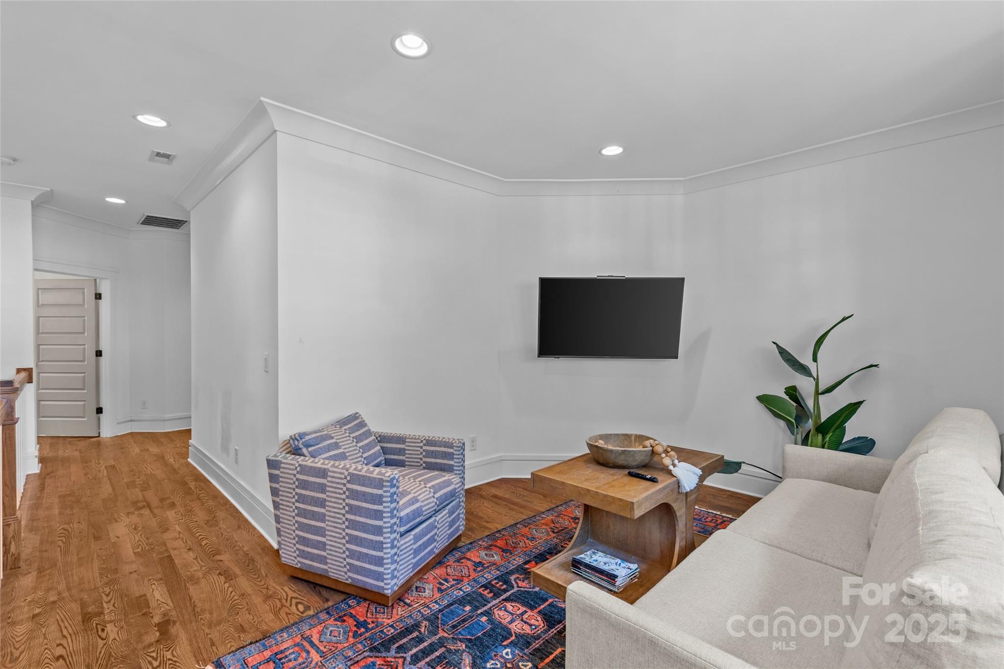 2614 Chesterfield Avenue Property Photo 26