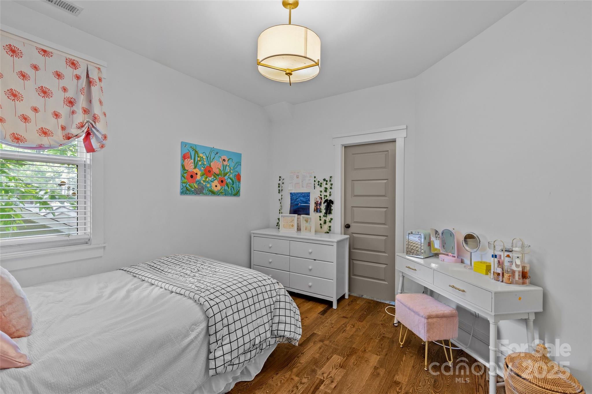 2614 Chesterfield Avenue Property Photo 36