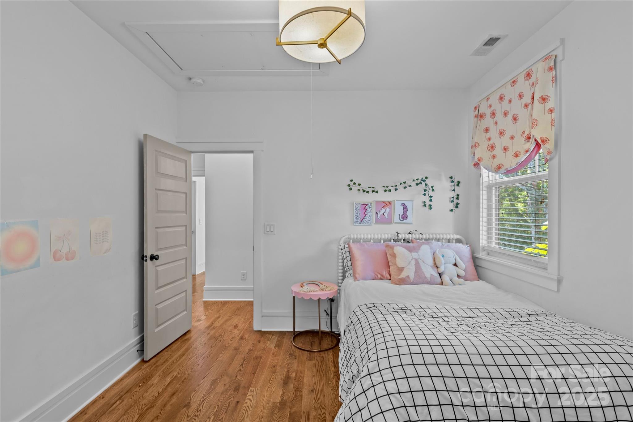 2614 Chesterfield Avenue Property Photo 37