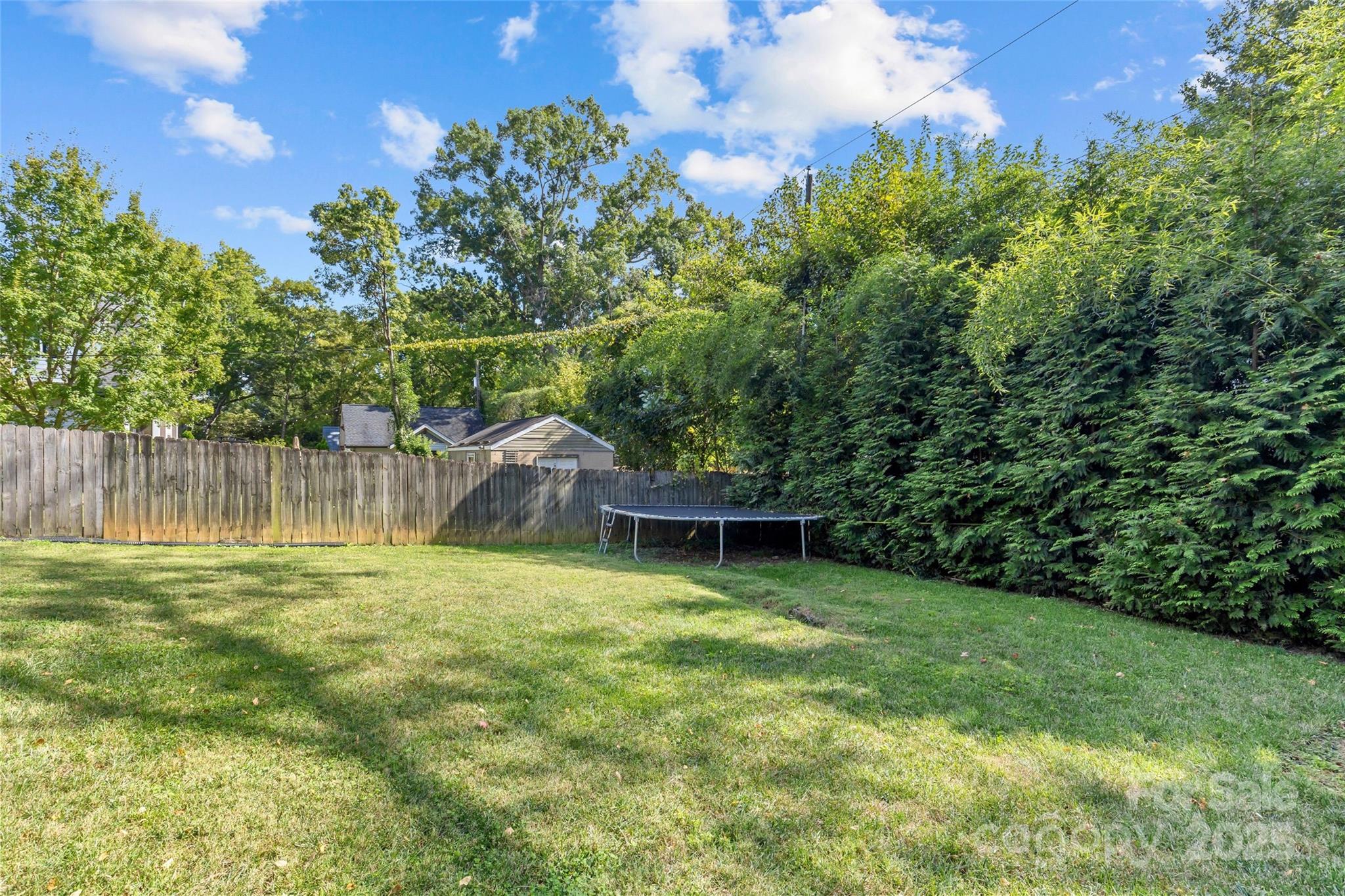 2614 Chesterfield Avenue Property Photo 44