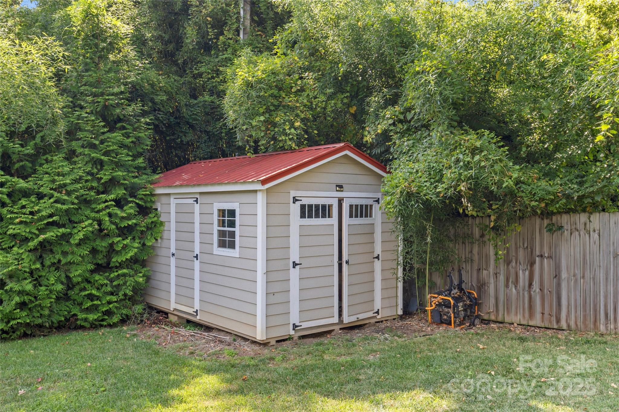 2614 Chesterfield Avenue Property Photo 45