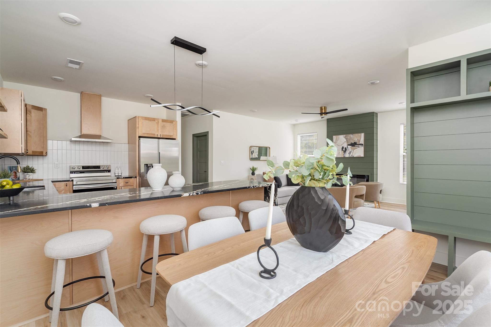 223 Robin Circle Property Photo 8