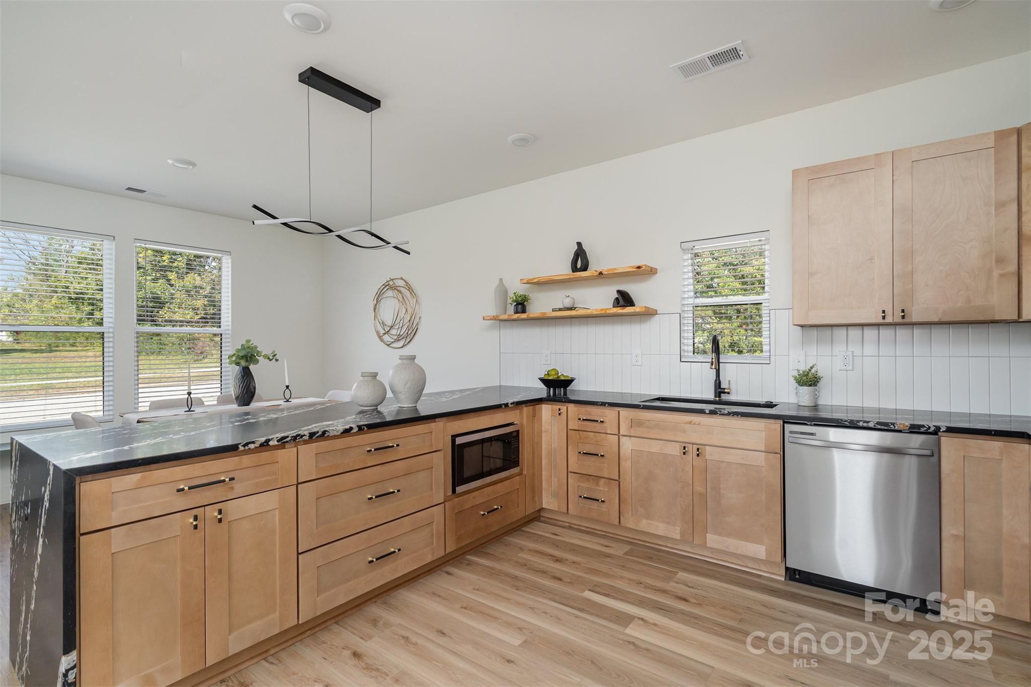 223 Robin Circle Property Photo 11