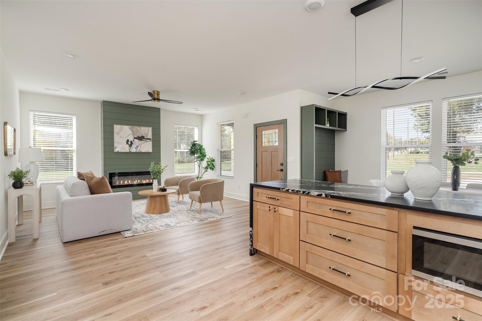 223 Robin Circle Property Photo 12