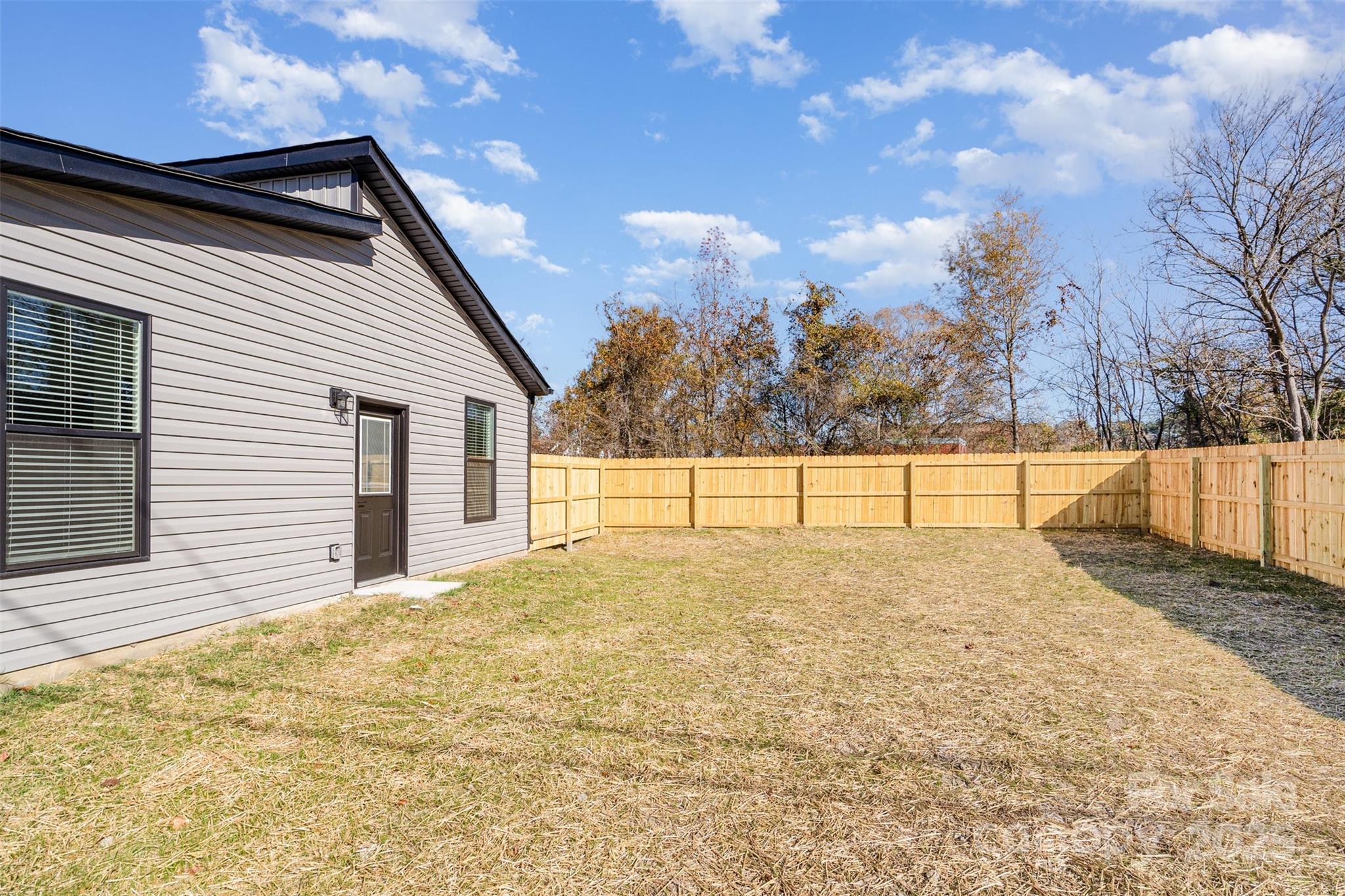 223 Robin Circle Property Photo 18