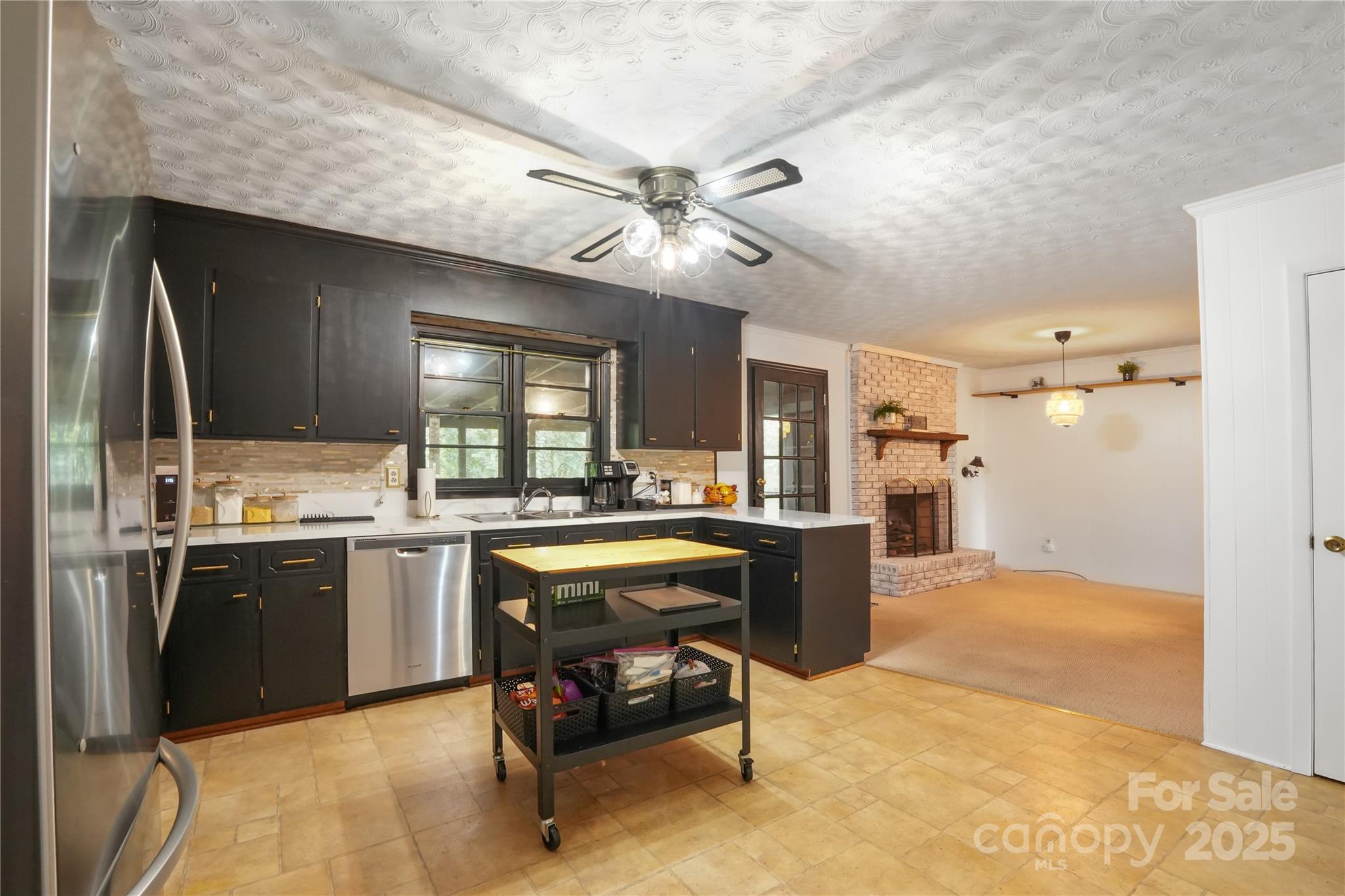 43 Crane Court Property Photo 3