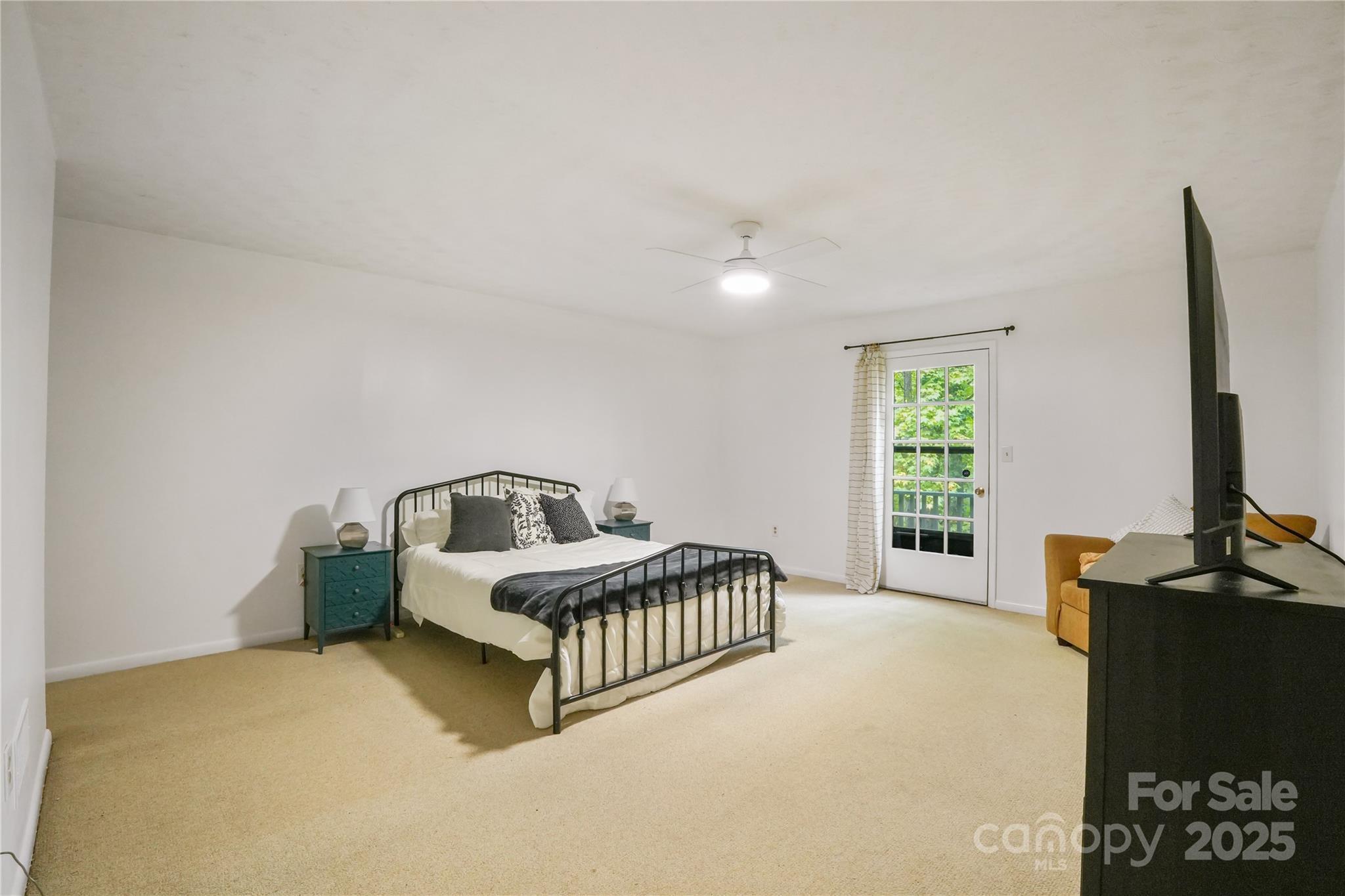 43 Crane Court Property Photo 11