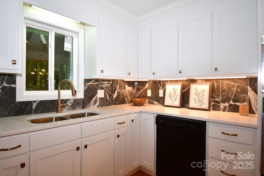 2171 John G Richards Road Property Photo 14