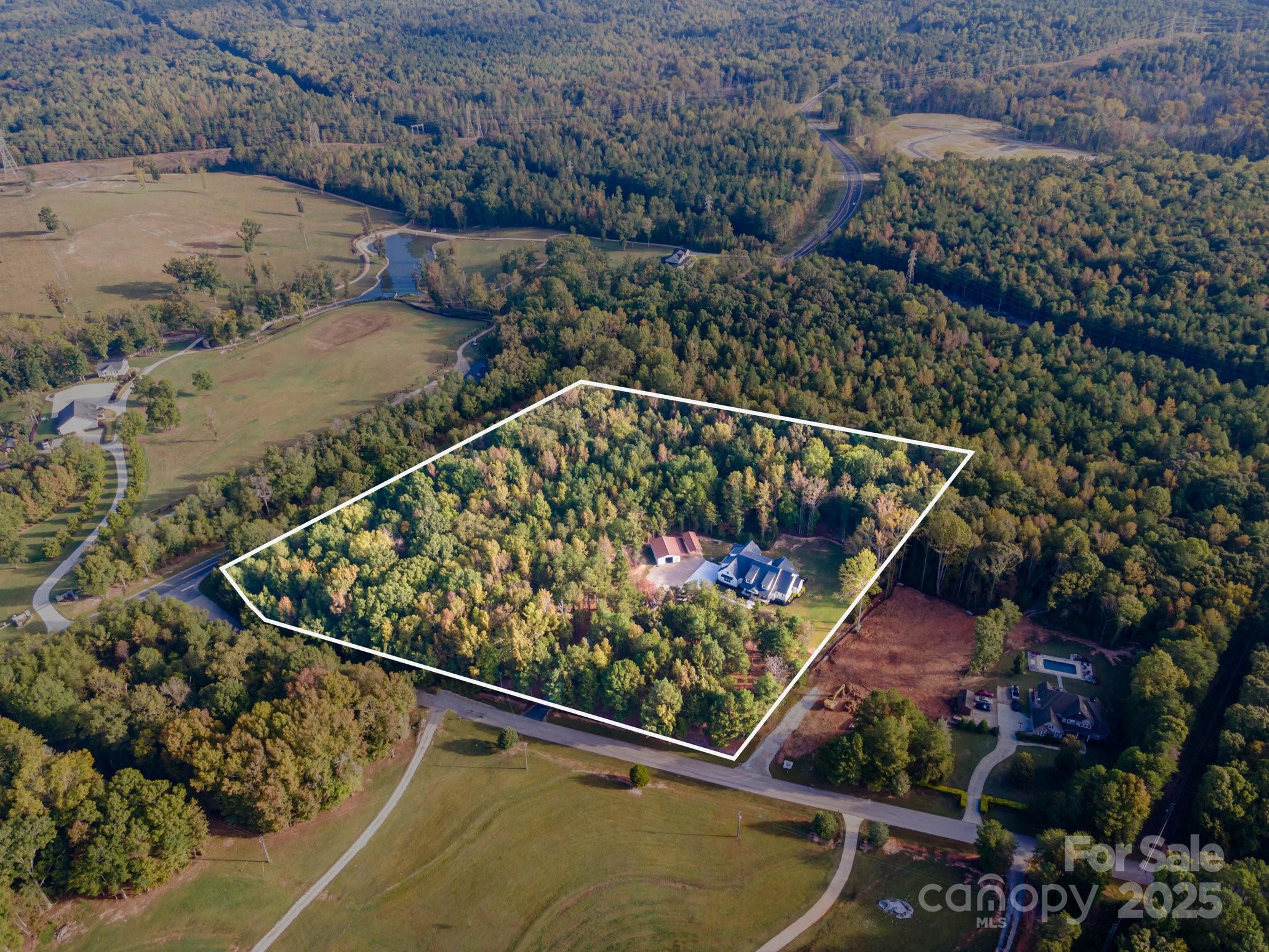 722 Clegg Farm Drive Property Photo 6