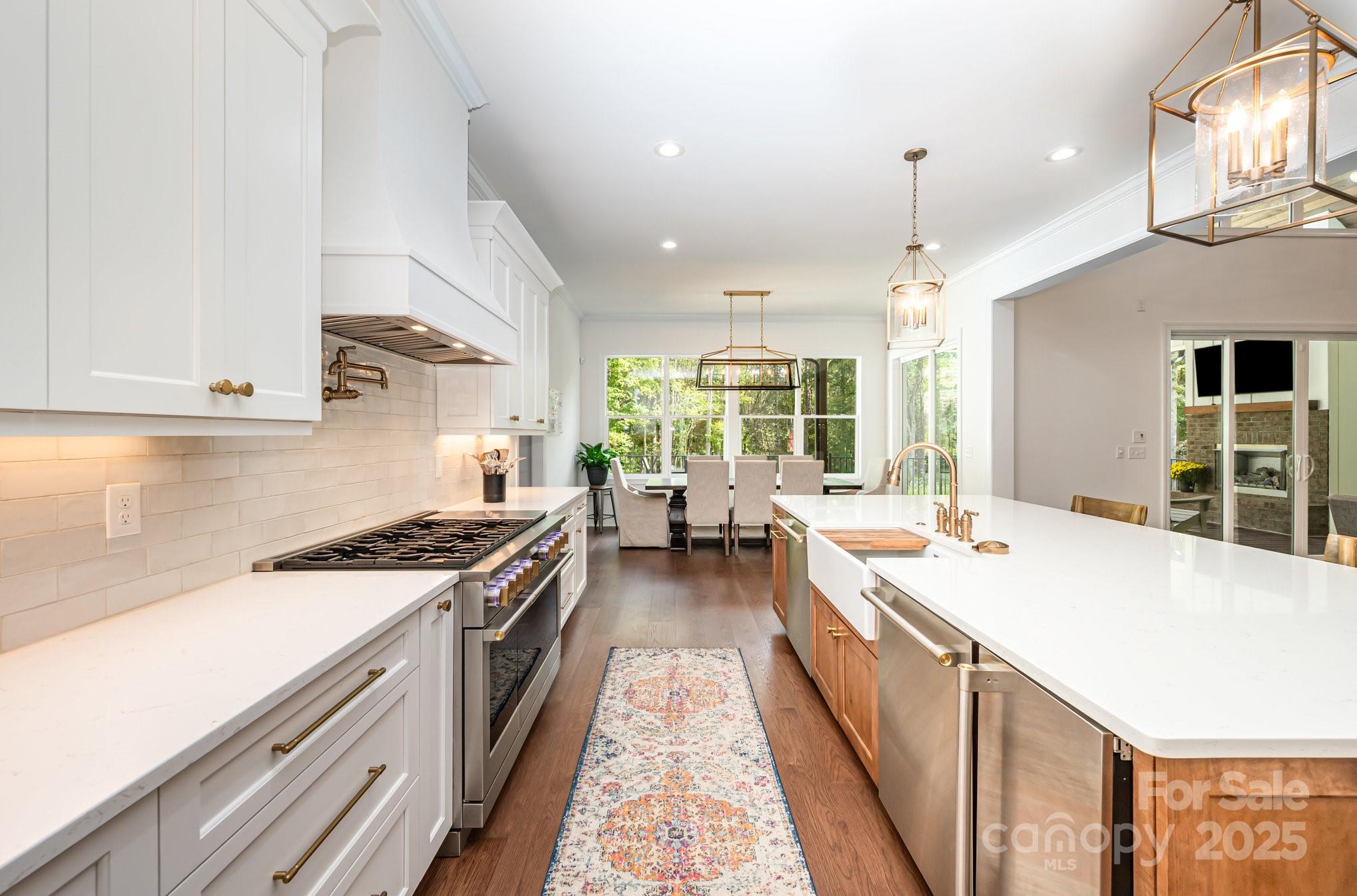 722 Clegg Farm Drive Property Photo 8