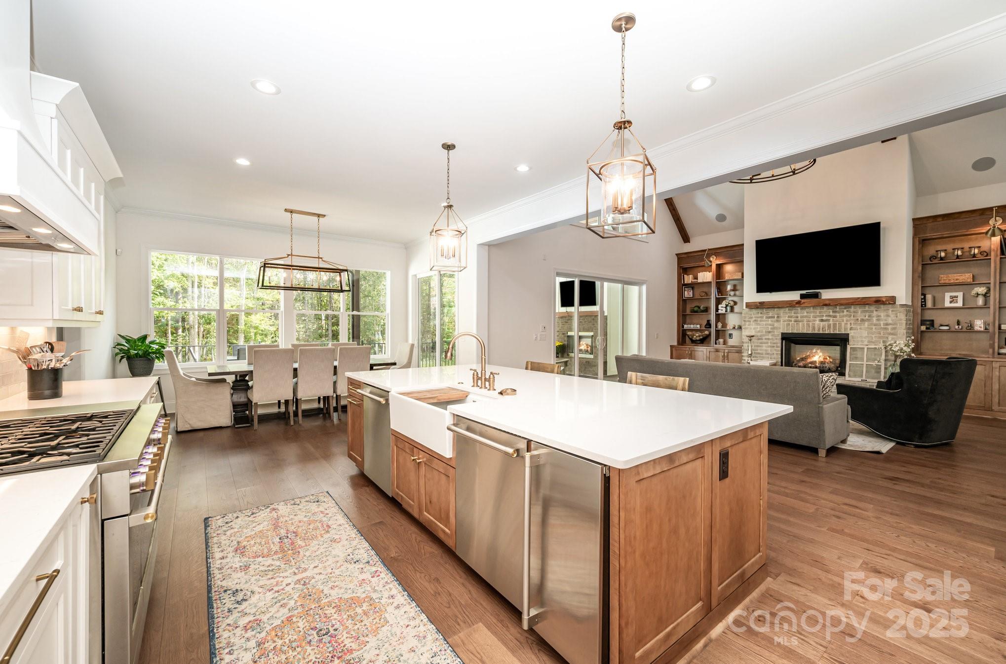 722 Clegg Farm Drive Property Photo 9