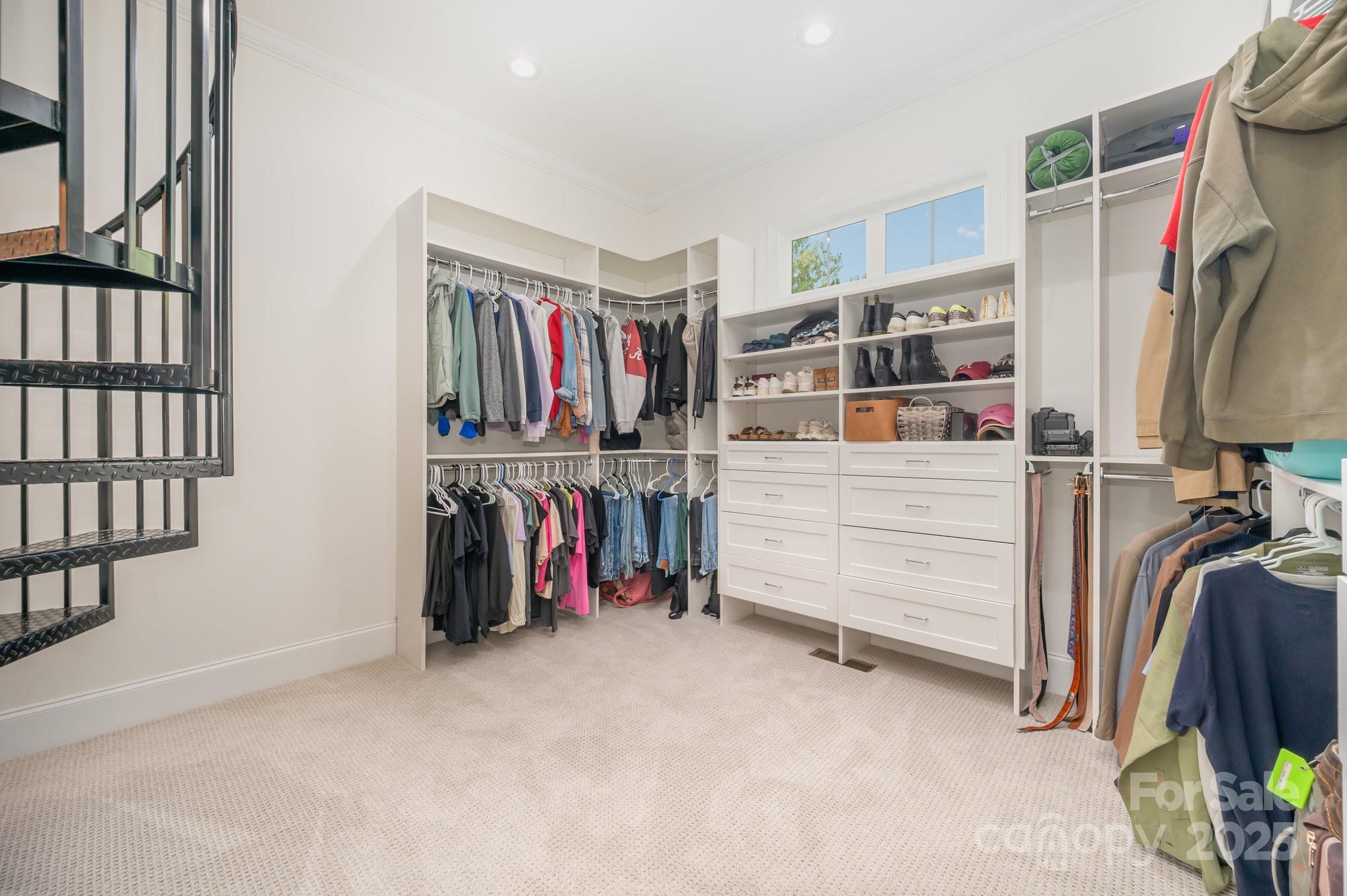 722 Clegg Farm Drive Property Photo 15