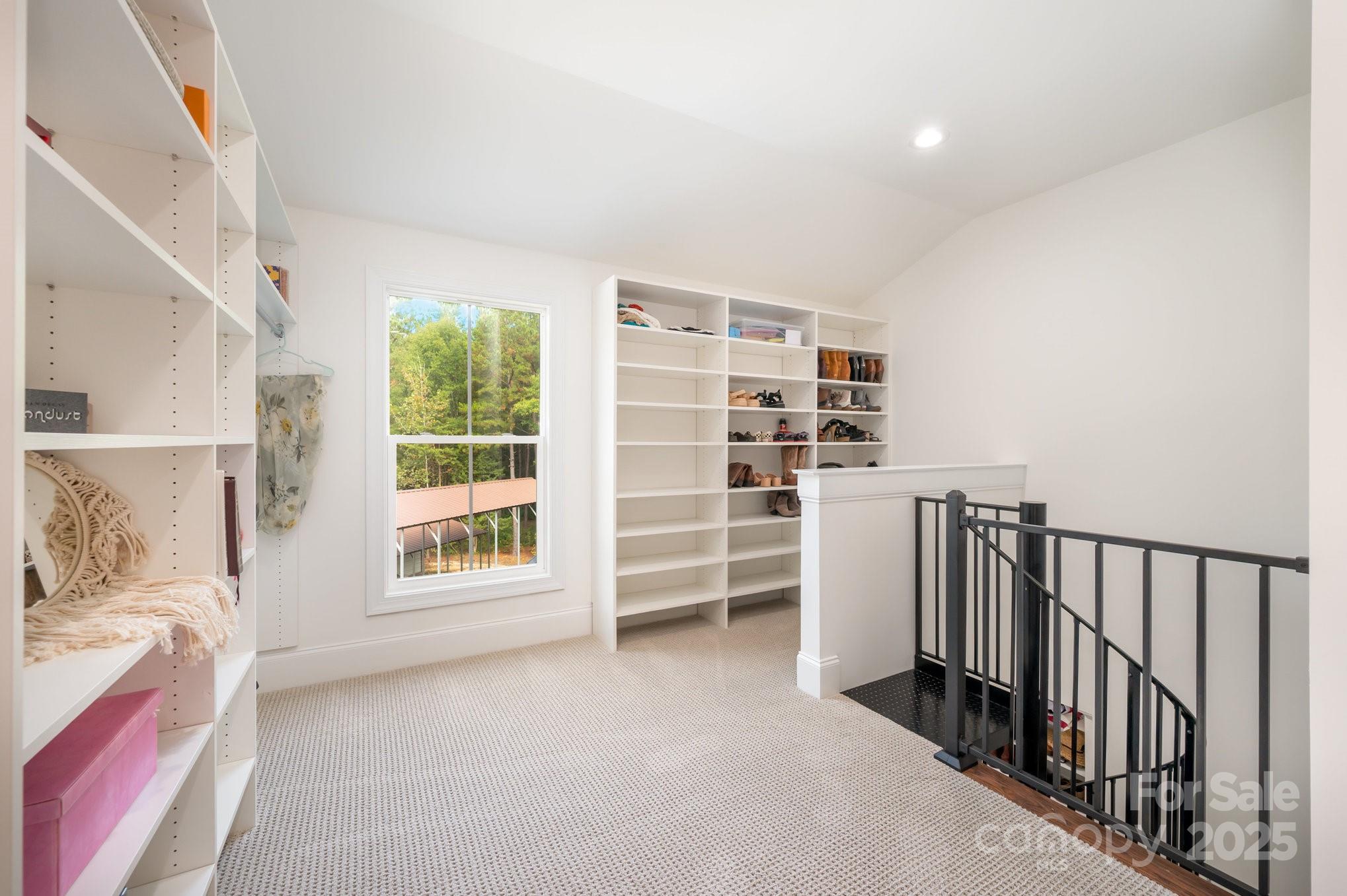 722 Clegg Farm Drive Property Photo 16