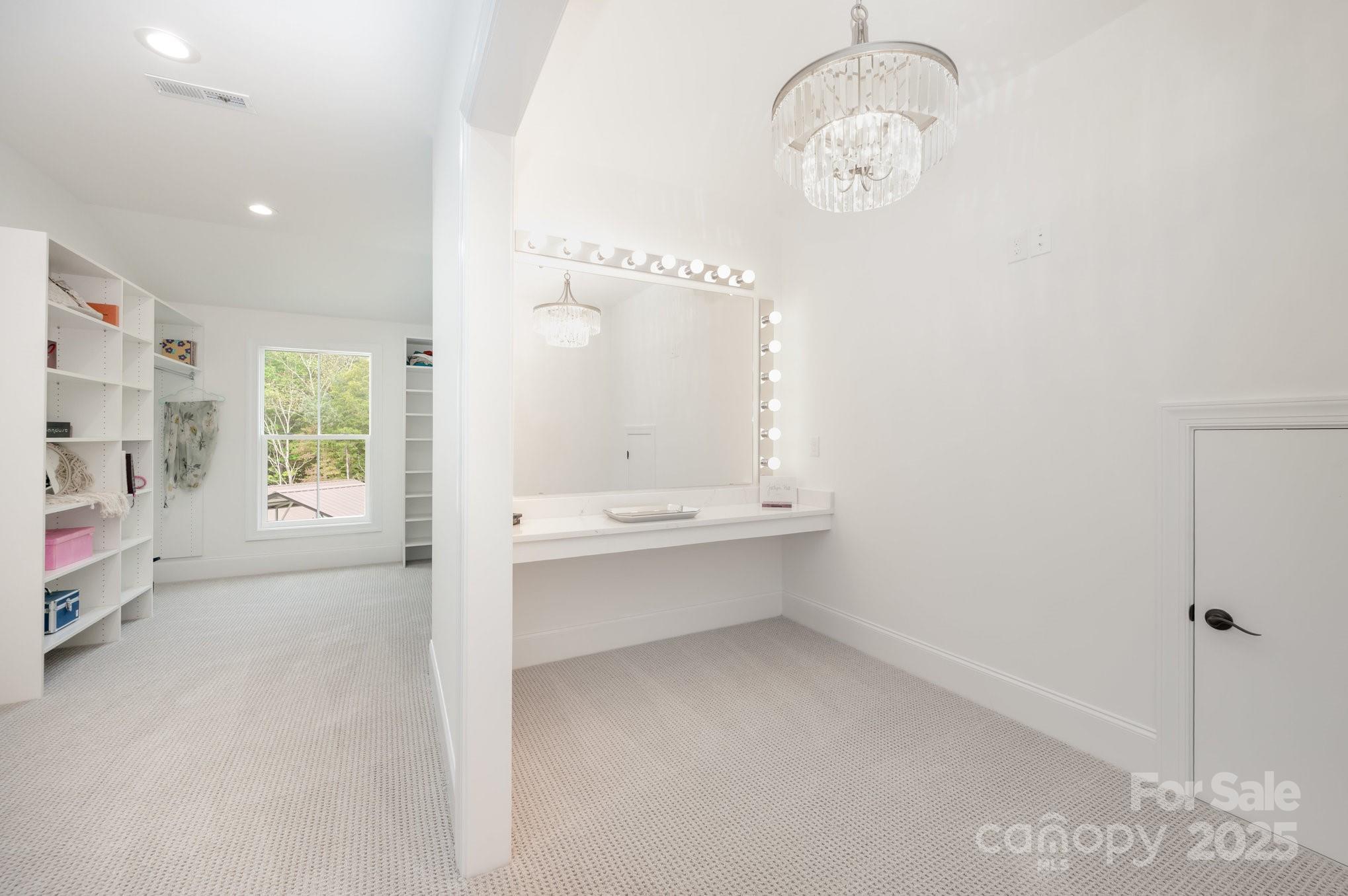 722 Clegg Farm Drive Property Photo 17