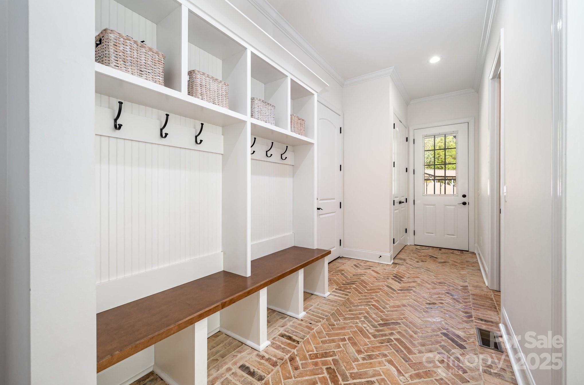 722 Clegg Farm Drive Property Photo 29